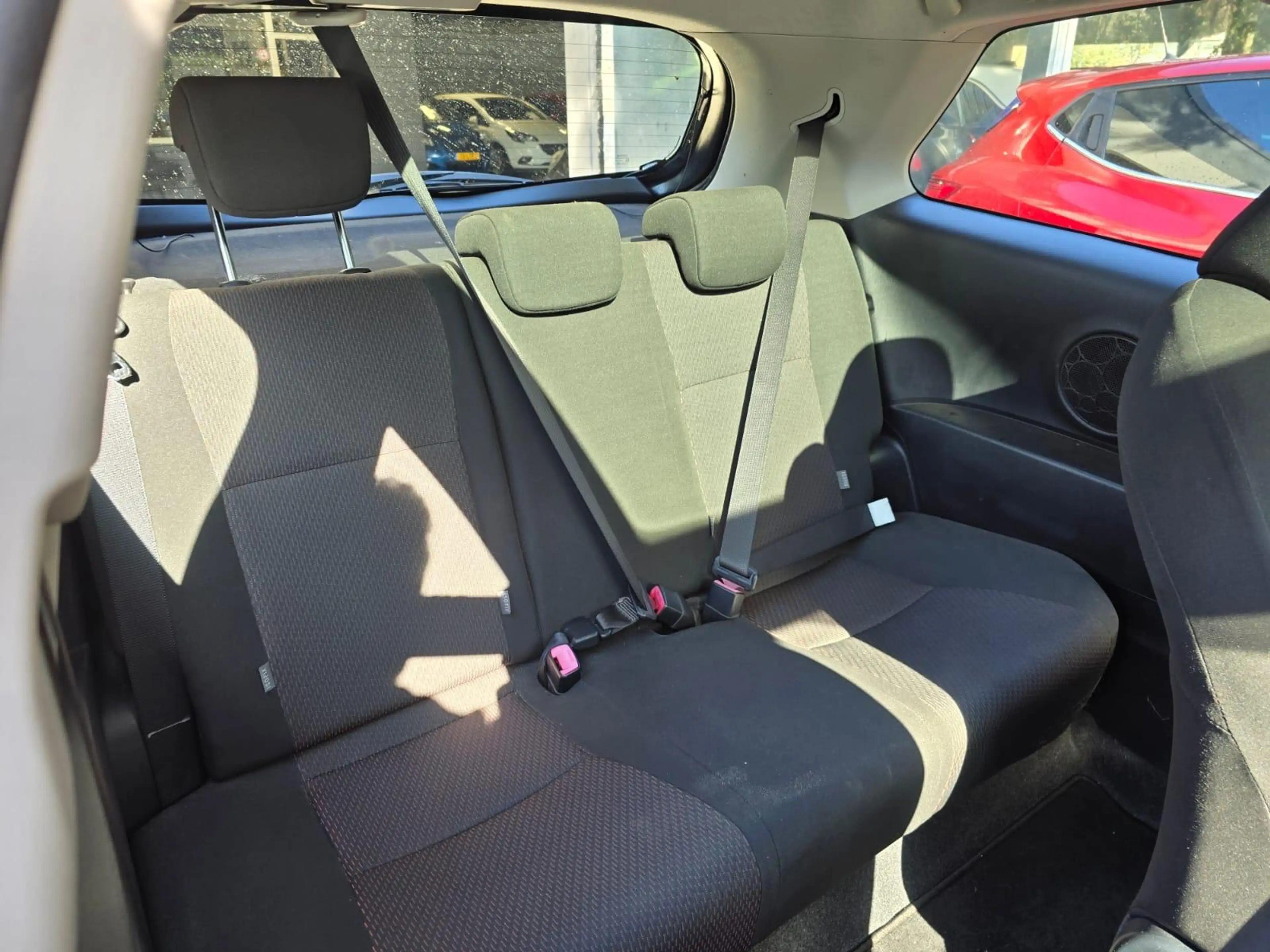 Toyota Yaris 1.3 VVT-i Dynamic | AUTOMAAT | 3/6 OF 12MND GARANT — photo 15