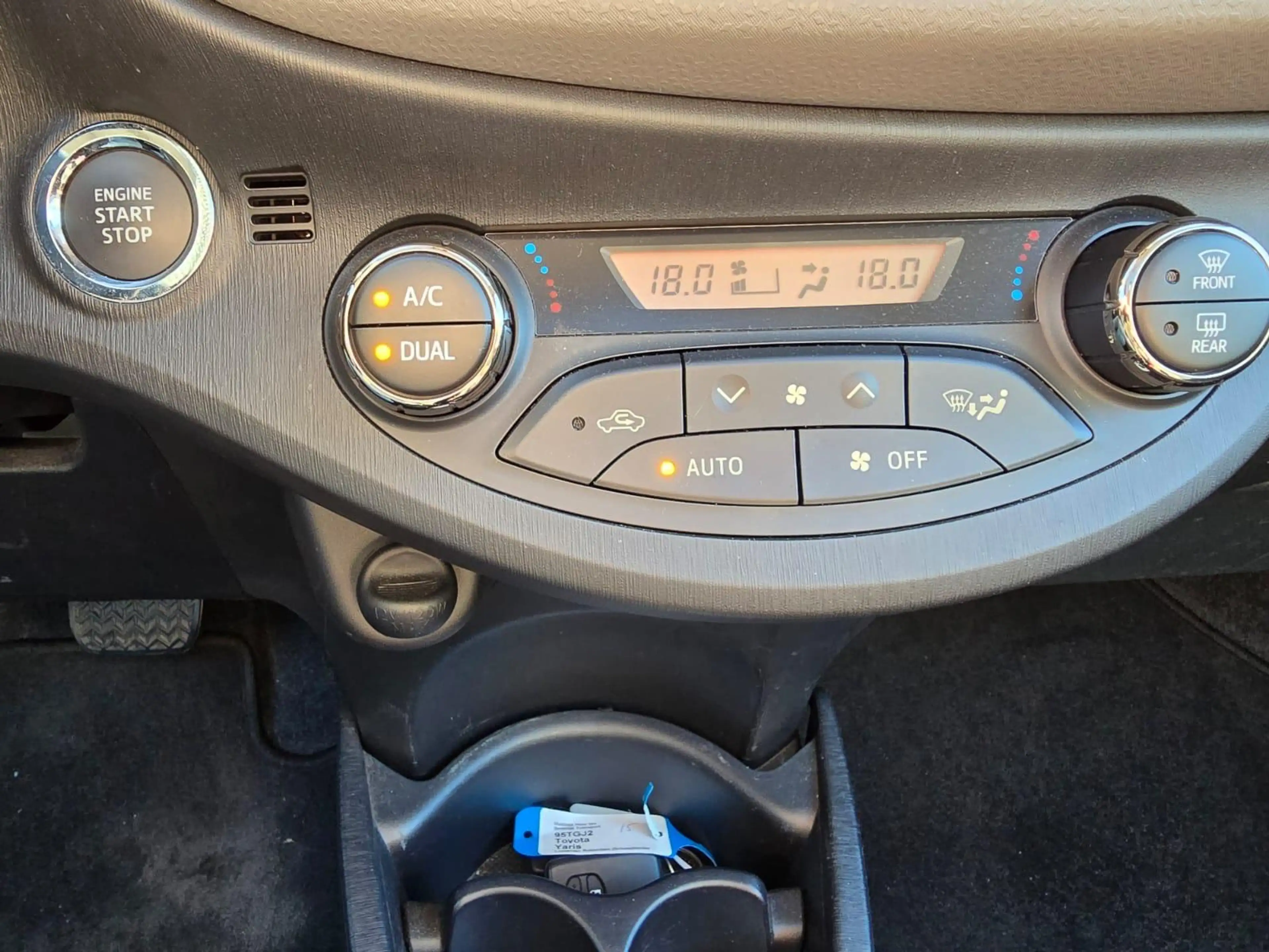 Toyota Yaris 1.3 VVT-i Dynamic | AUTOMAAT | 3/6 OF 12MND GARANT — photo 20