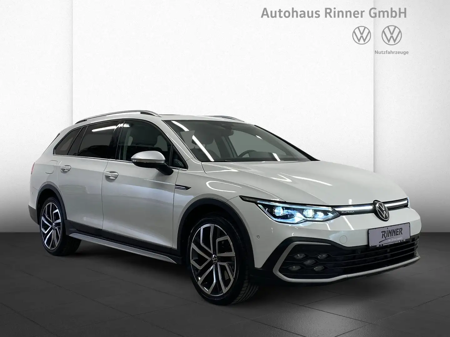 Volkswagen Golf Variant Alltrack Golf VIII Variant 4MOTION 2,0 l TDI Bianco - 1