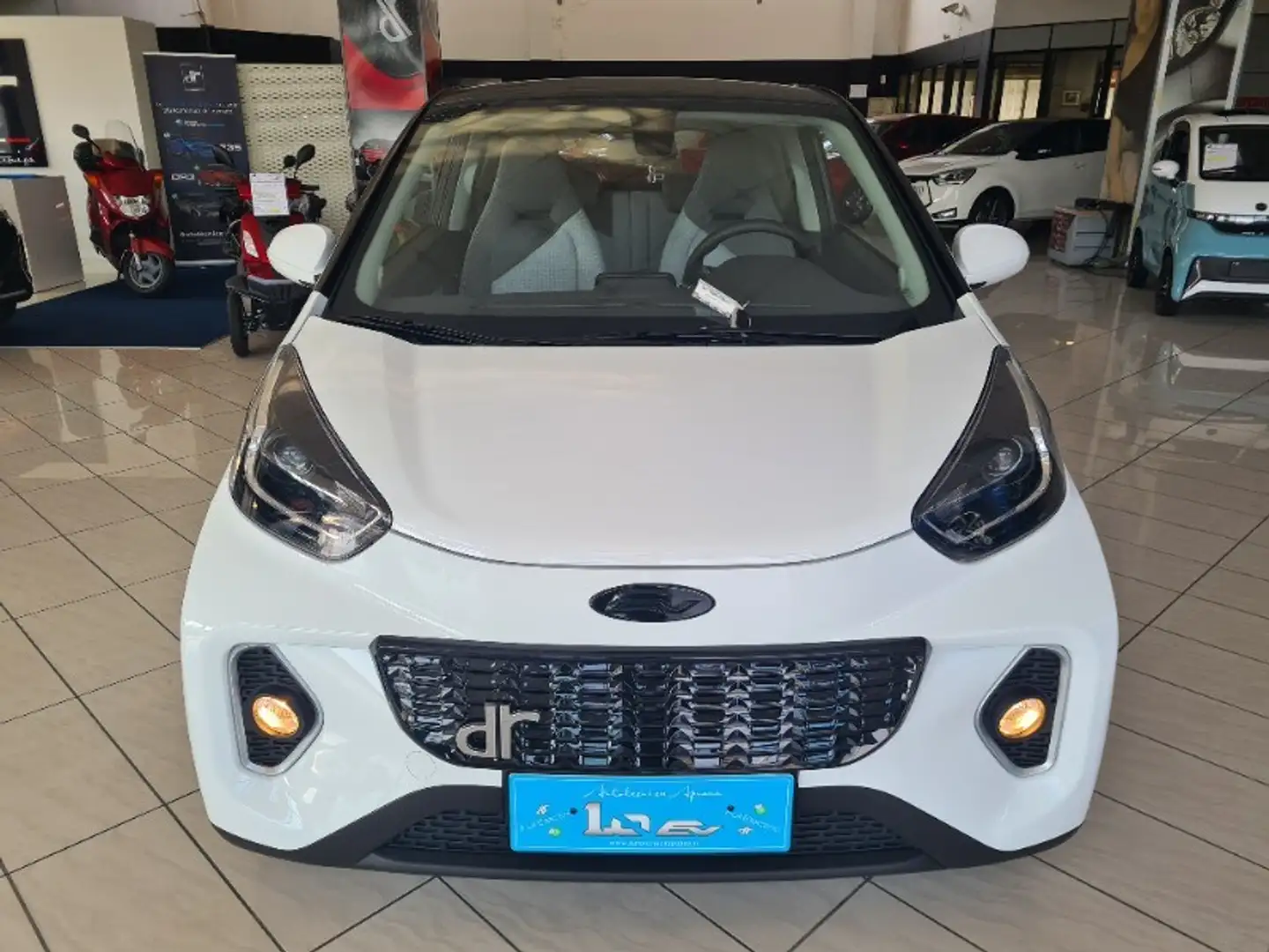 DR Automobiles 1.0 EV Alb - 2