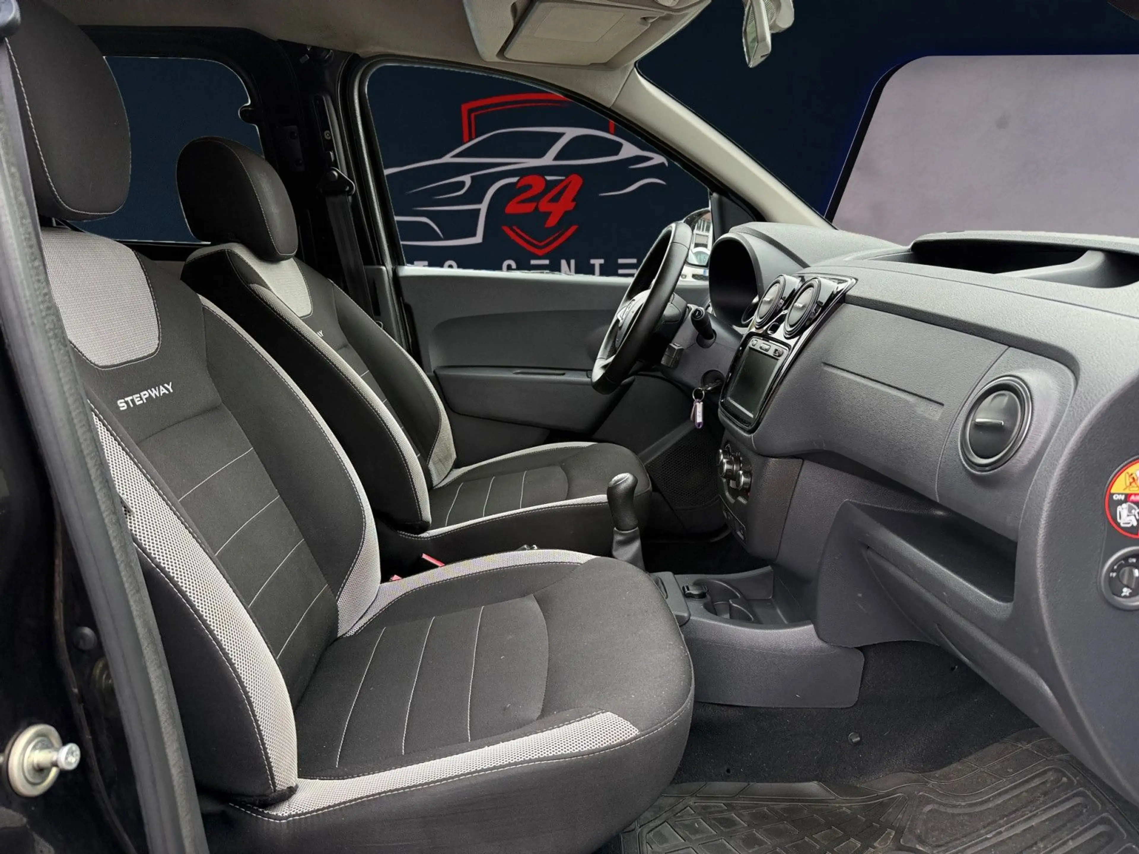 Dacia Dokker Stepway/SHZ/Klima/BT/TÜV/1.Hand — photo 11