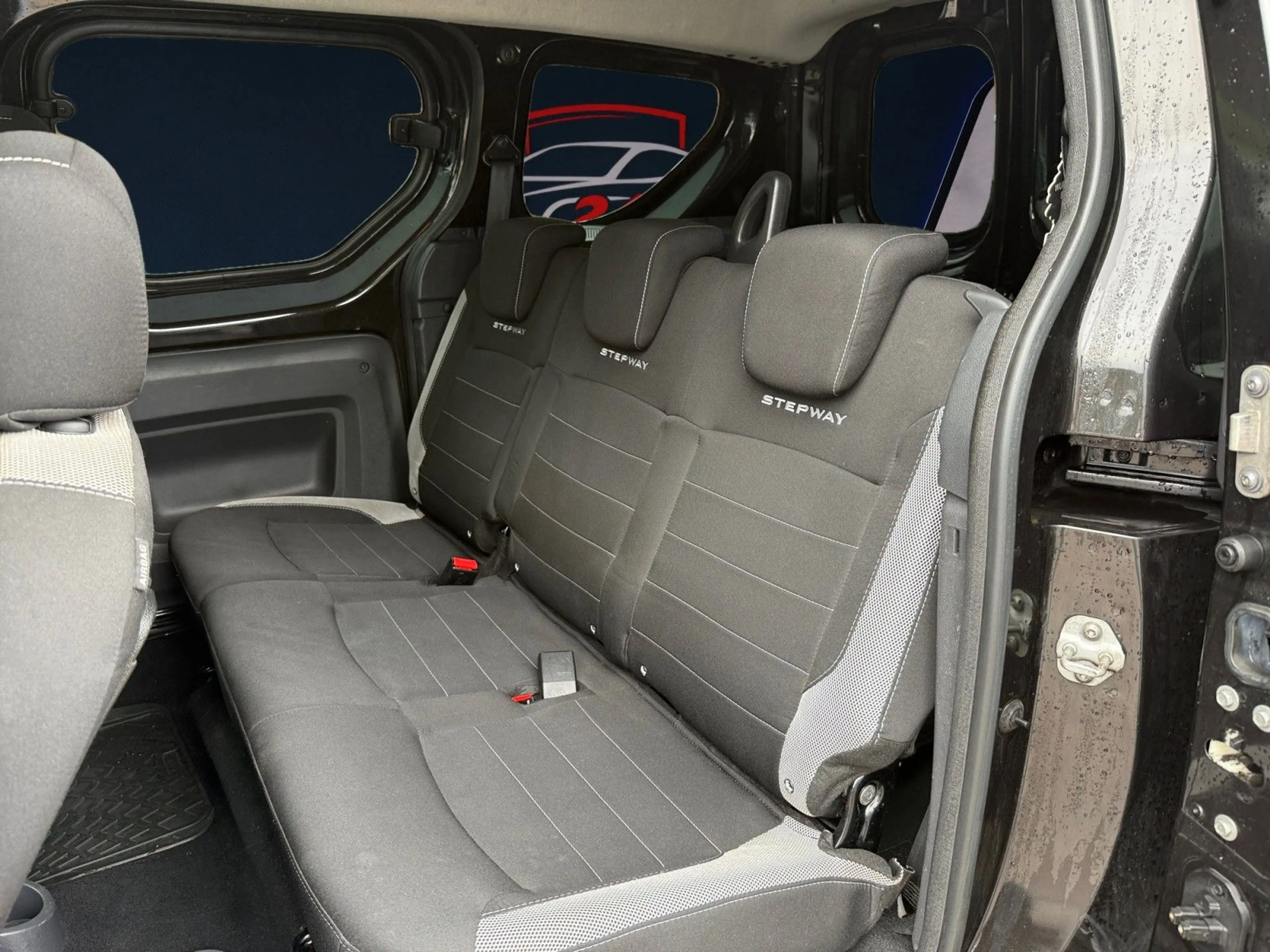 Dacia Dokker Stepway/SHZ/Klima/BT/TÜV/1.Hand — photo 12