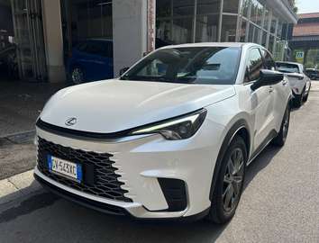 1.5 hybrid Elegant 136 cv