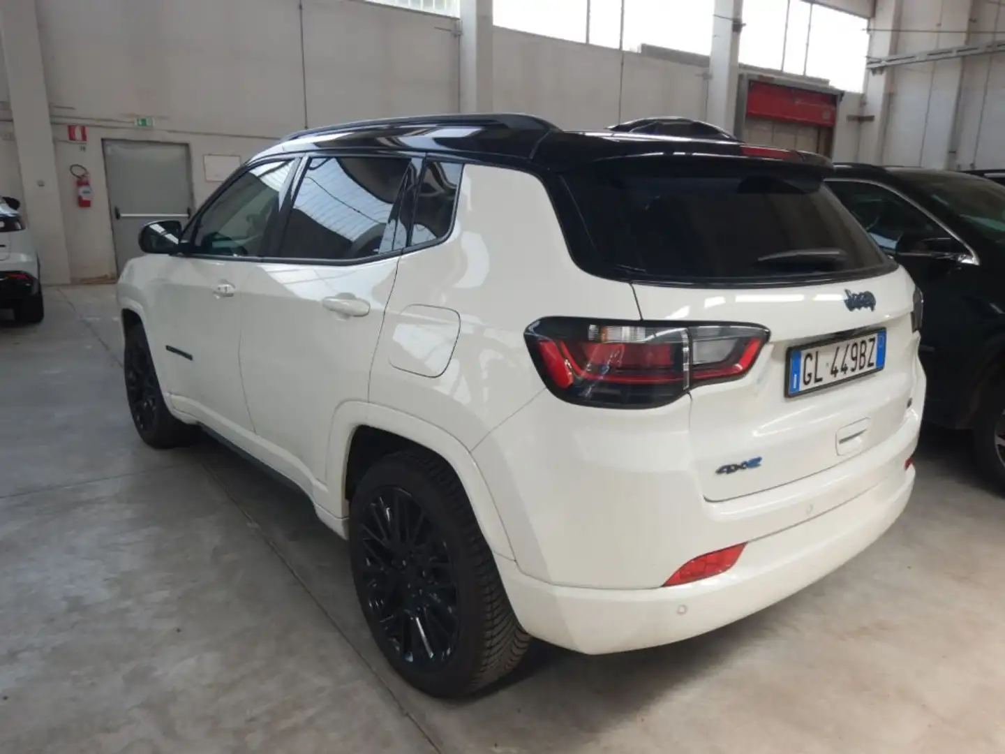 Jeep Compass 2022 1.3 turbo t4 phev S 4xe 240cv iva esposta Bianco - 2