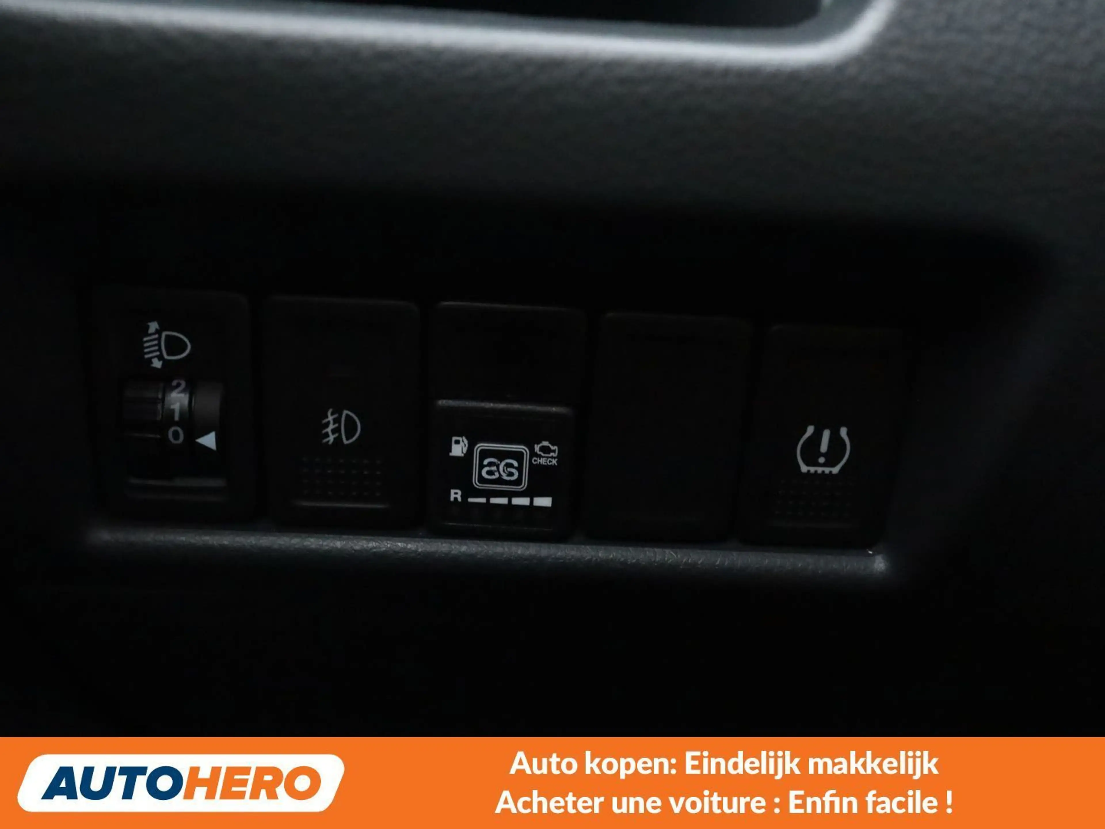 Suzuki Celerio 1.0 Basis — photo 12