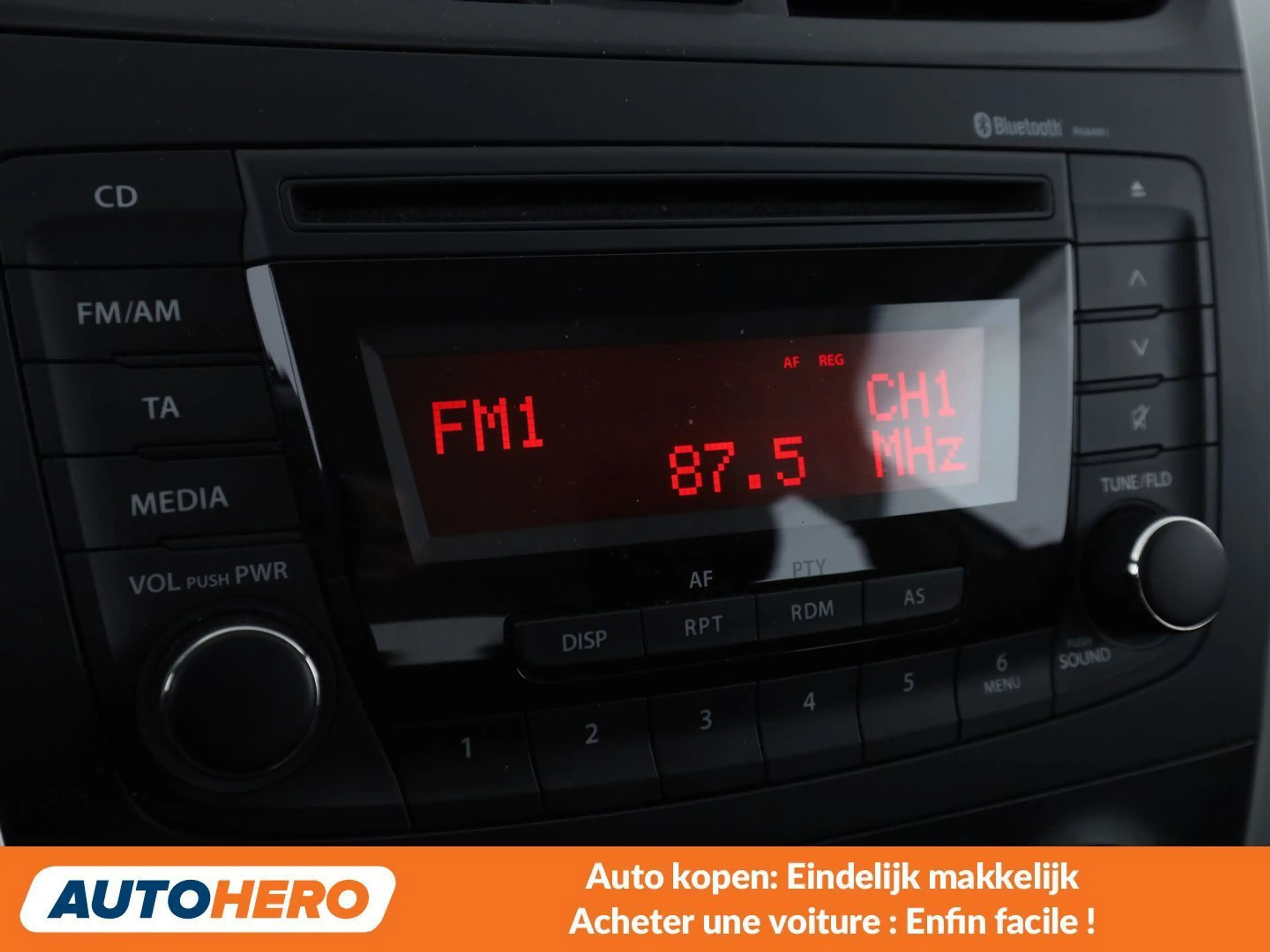 Suzuki Celerio 1.0 Basis — photo 7