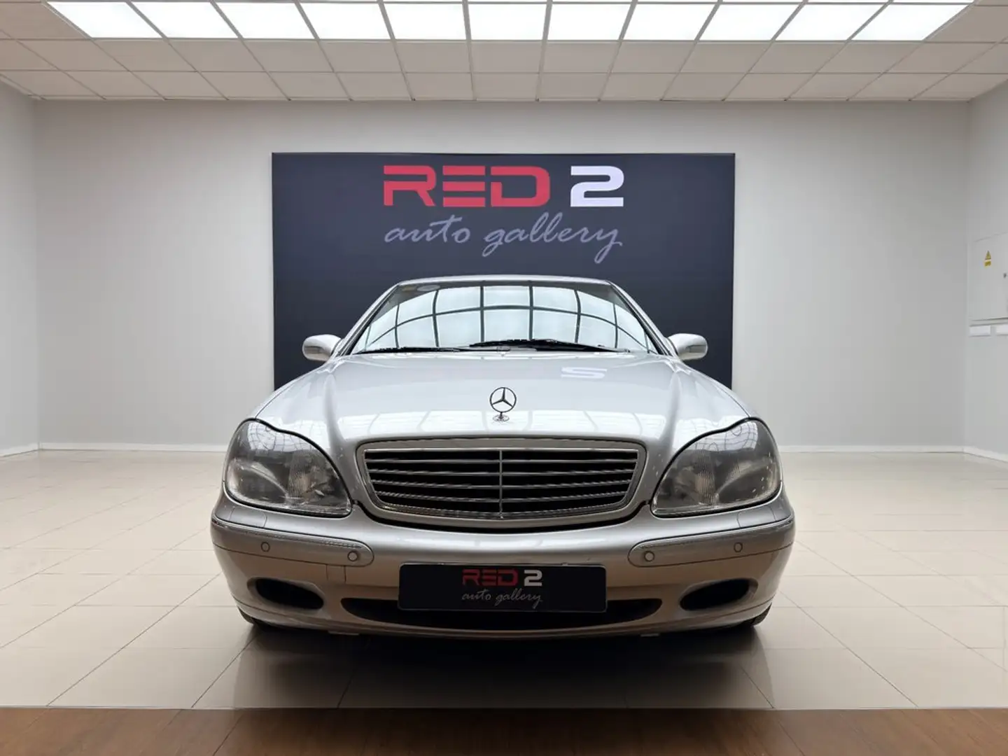 Mercedes-Benz S 500 Gris - 1