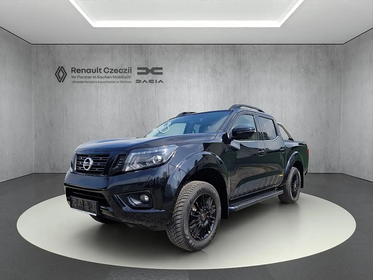 Nissan NP300 NP300 Navara Double Cab 4x4 2,3 dCi N-Guard Aut. Negro - 1