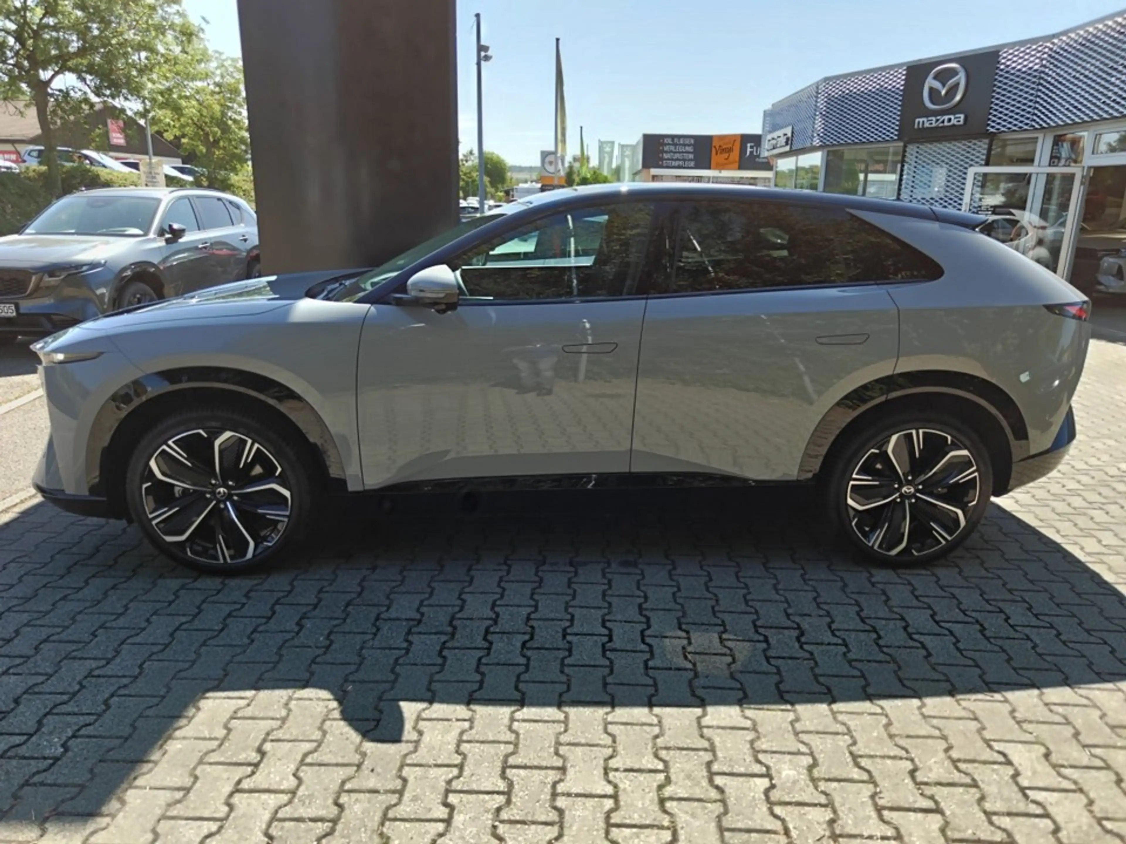 Mazda CX-6e EV 1AT RWD Takumi BKTR PABS — photo 2