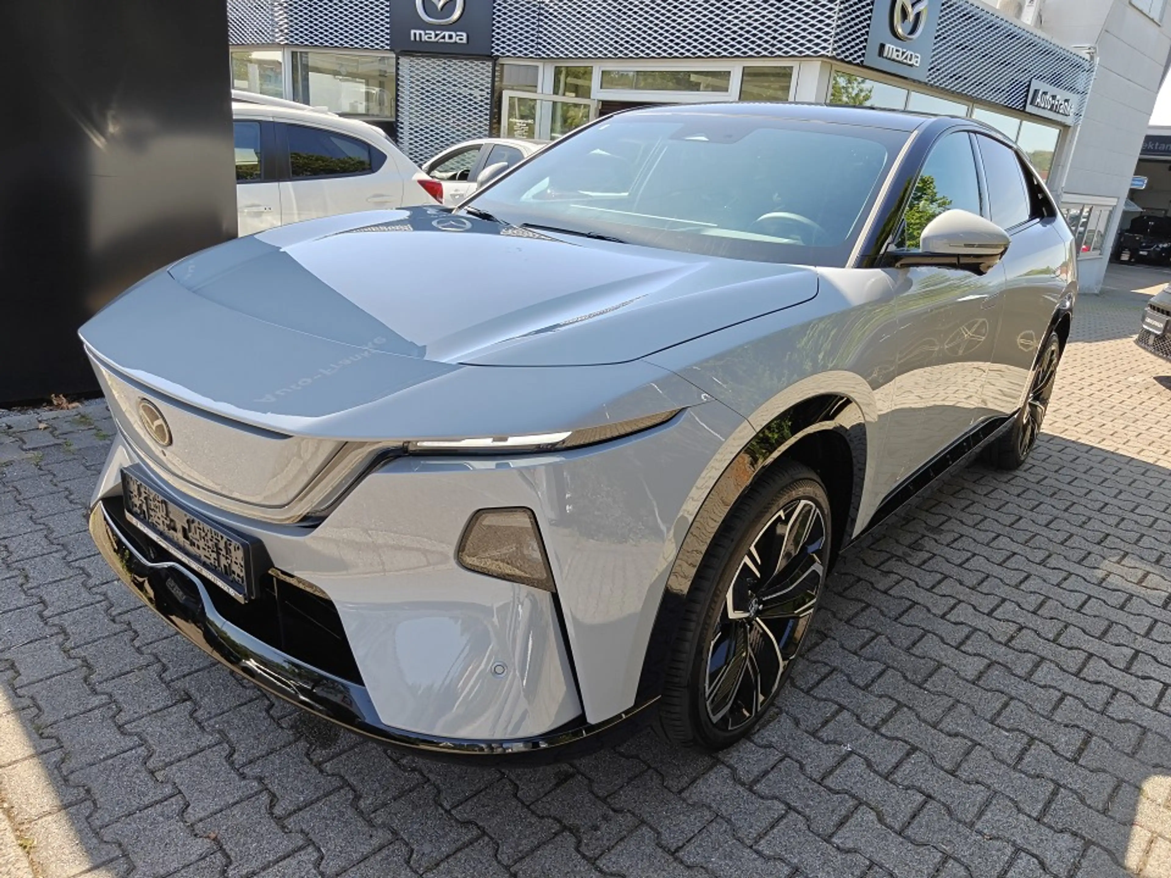 Mazda CX-6e EV 1AT RWD Takumi BKTR PABS