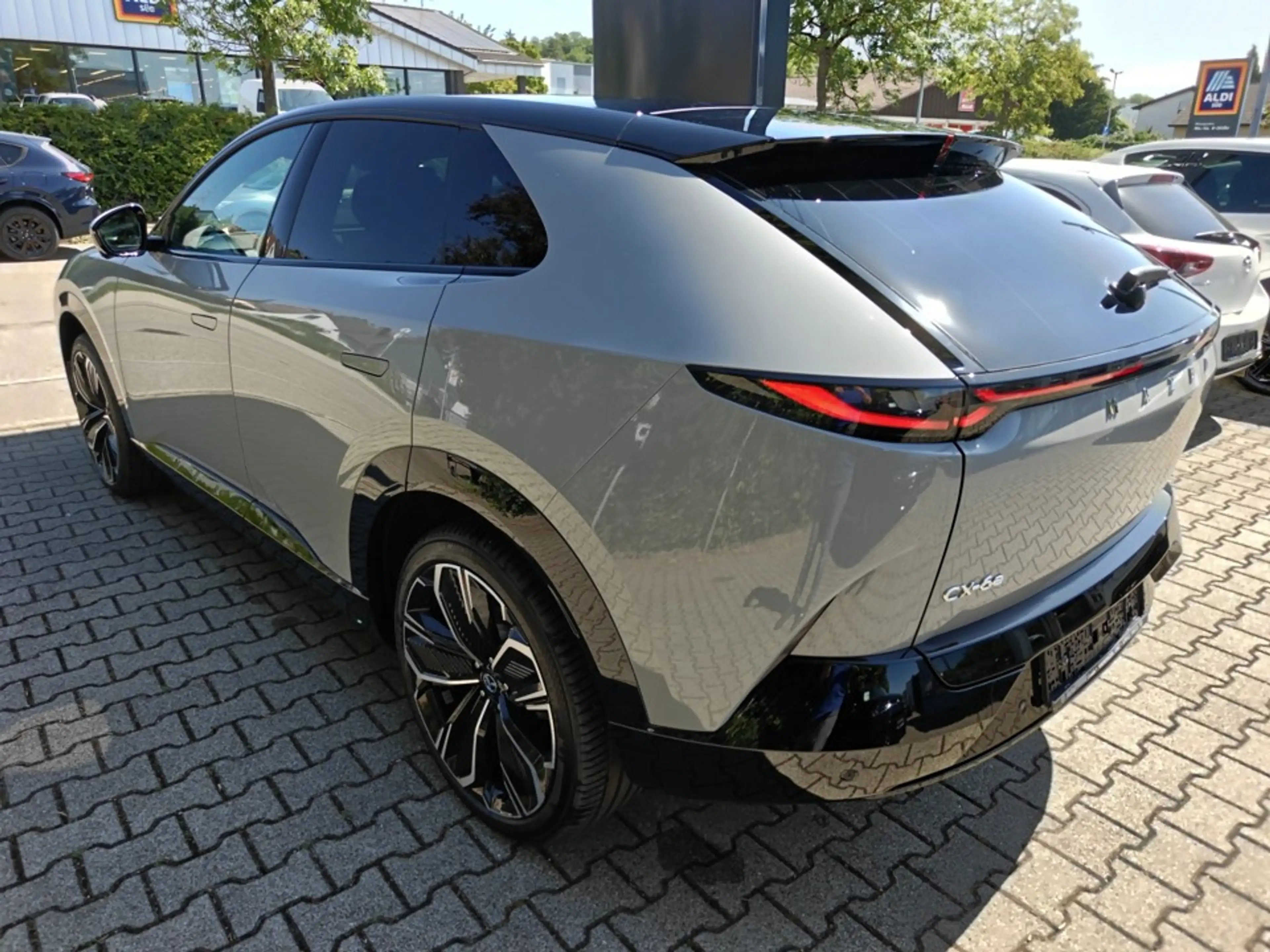 Mazda CX-6e EV 1AT RWD Takumi BKTR PABS — photo 3