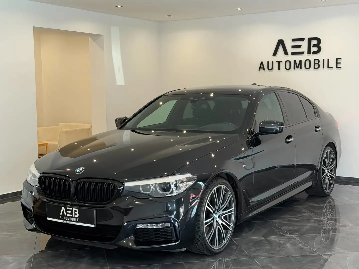 BMW 530 d G30 M-Paket**SHADOW-LINE**HEAD-UP**HARMAN-KARDO Schwarz - 1
