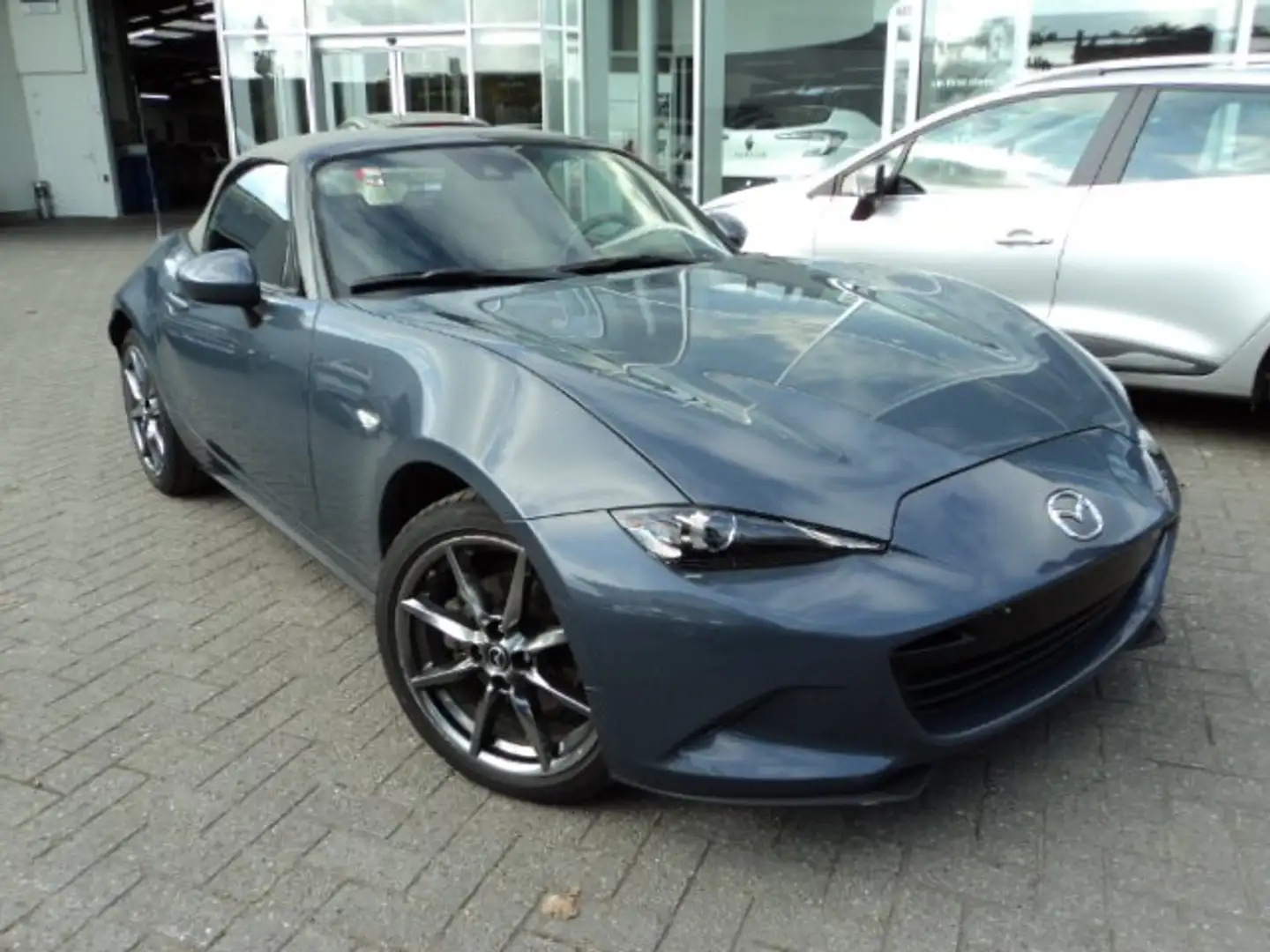 Mazda MX-5 2.0i Skyactiv-G Skycruise  185pk Takumi(EU6d) Szürke - 2