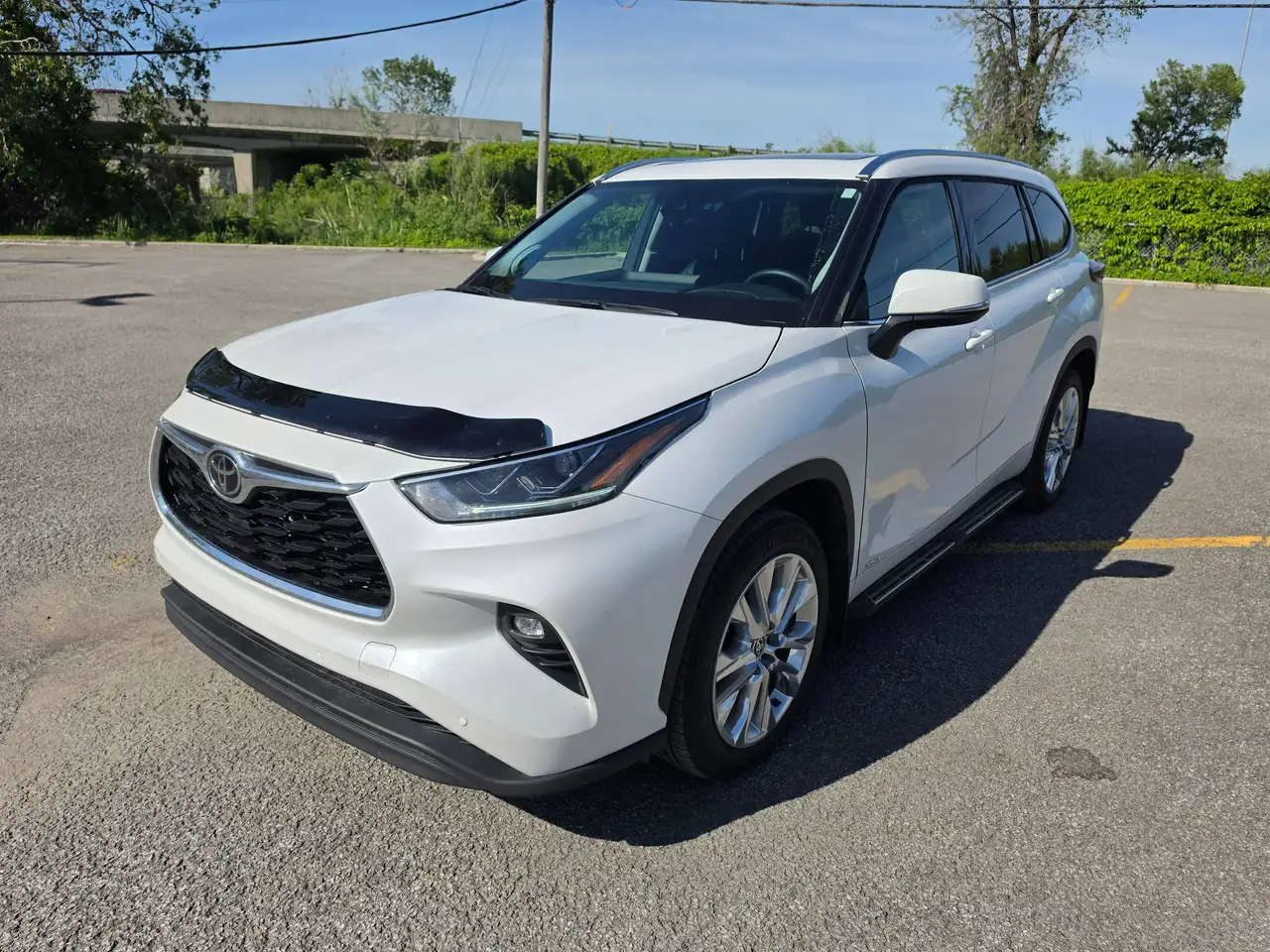 Toyota Highlander снимка Toyota Highlander