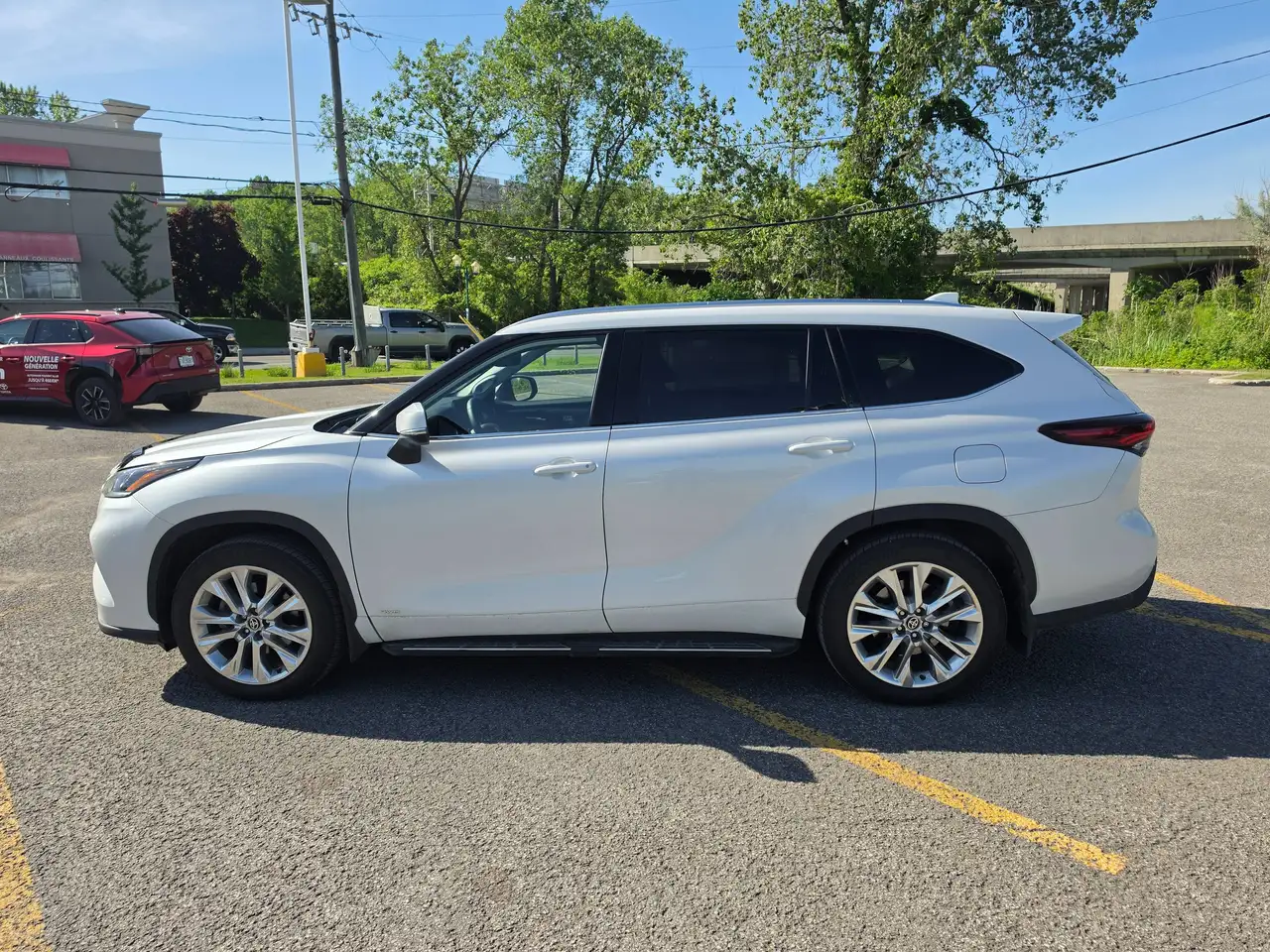 Toyota Highlander снимка Toyota Highlander