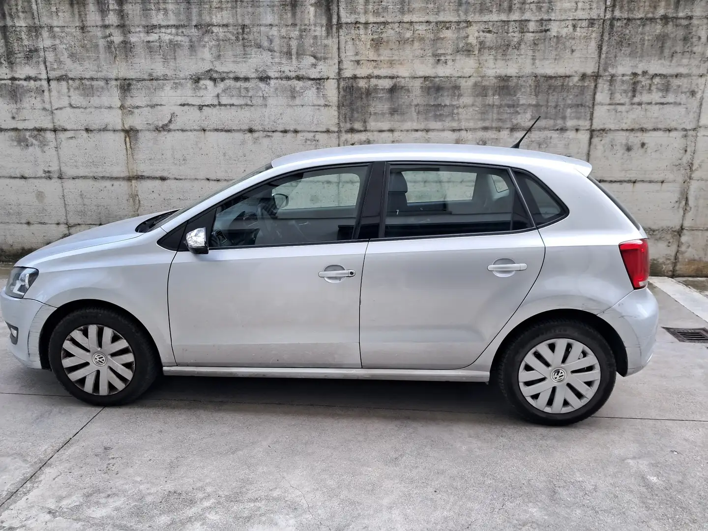 Volkswagen Polo 5p 1.2 Comfortline 70cv - 1