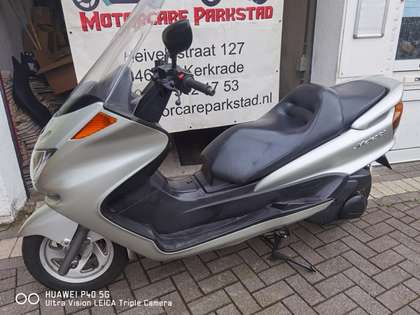Yamaha Majesty 250
