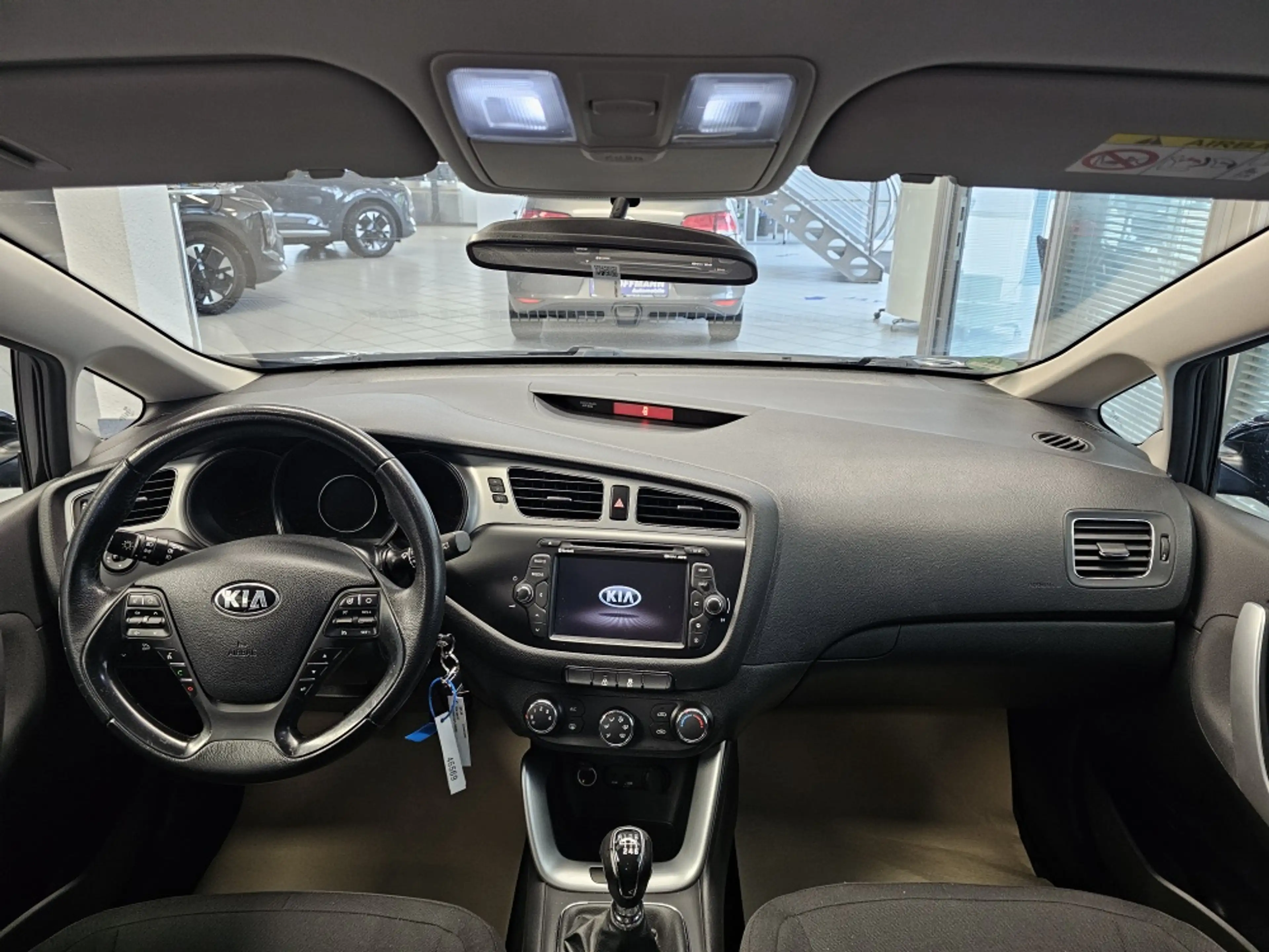 Kia Ceed / cee'd — photo 6