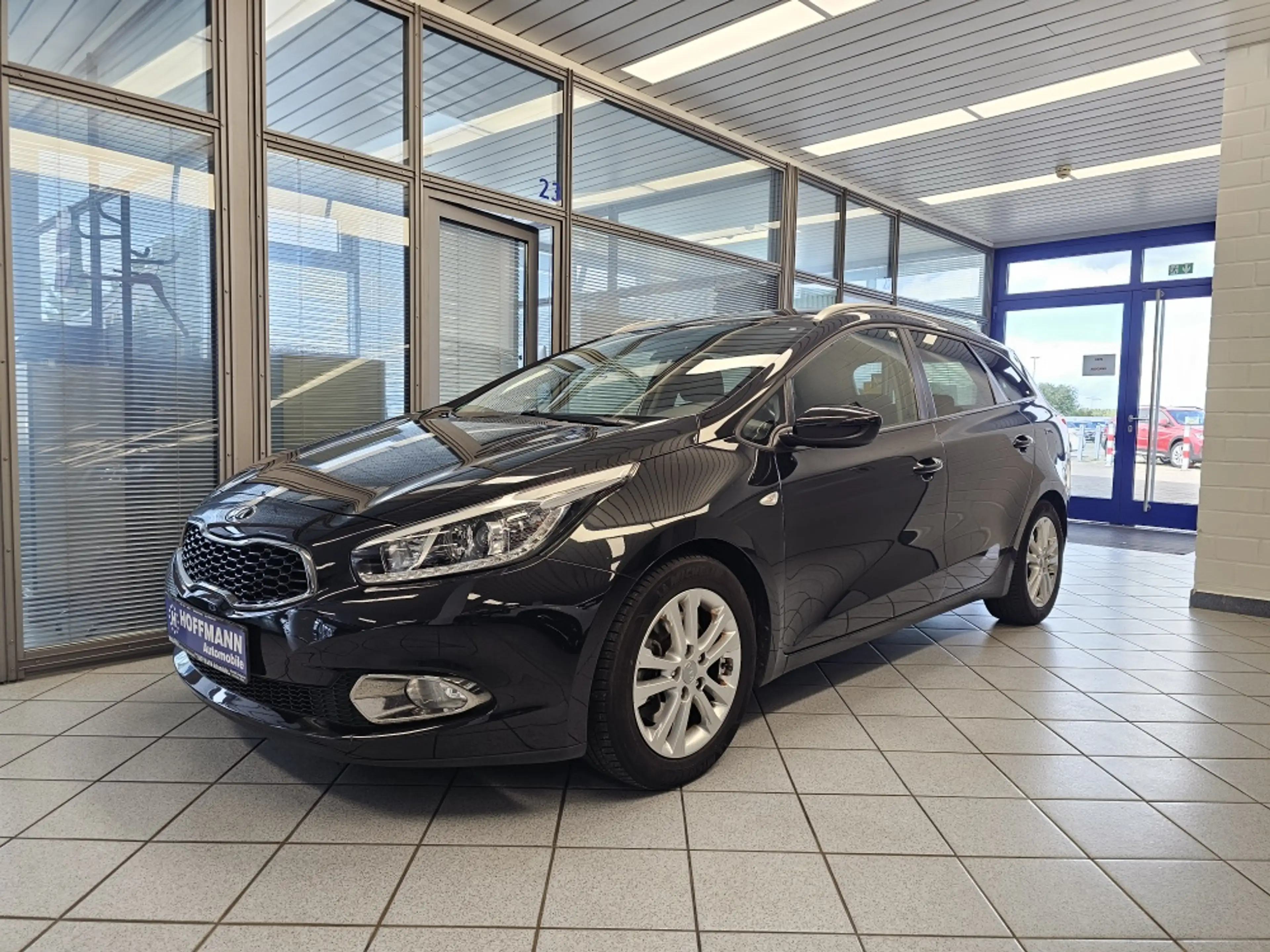 Kia Ceed / cee'd — photo 2
