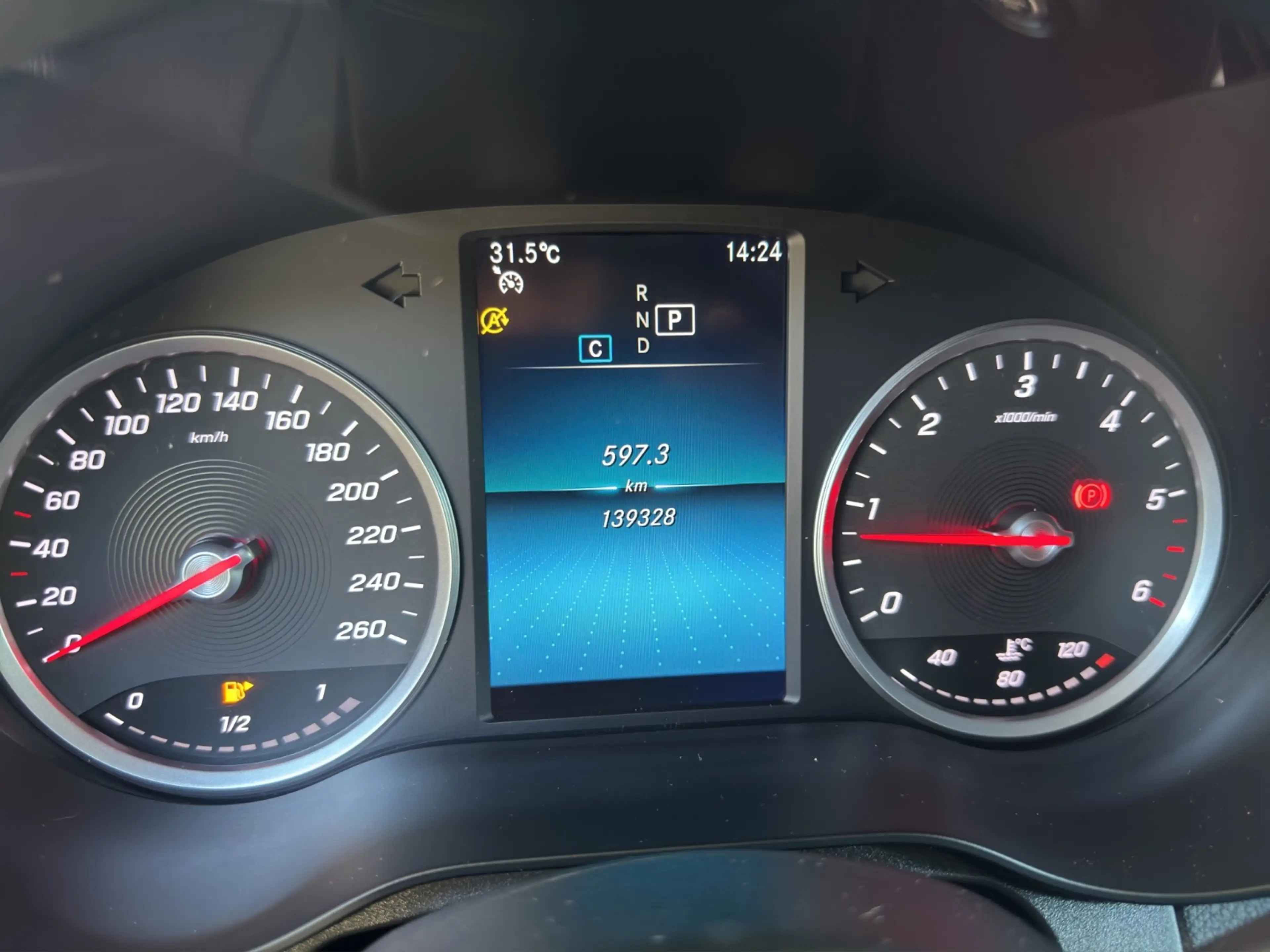Mercedes-Benz GLC 200 d 4MATIC RKam Klima Shz eHeck — photo 14