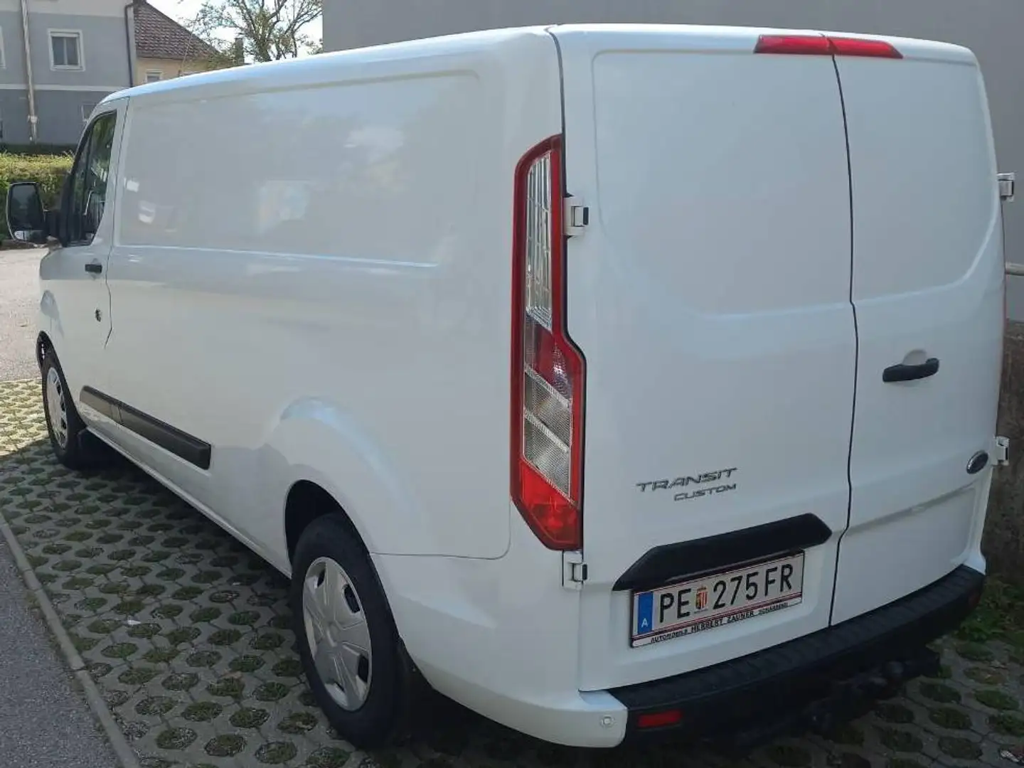 Ford Transit Custom Transit Custom Variobus 2,0 TDCI L2H1 340 Trail Trail Weiß - 1