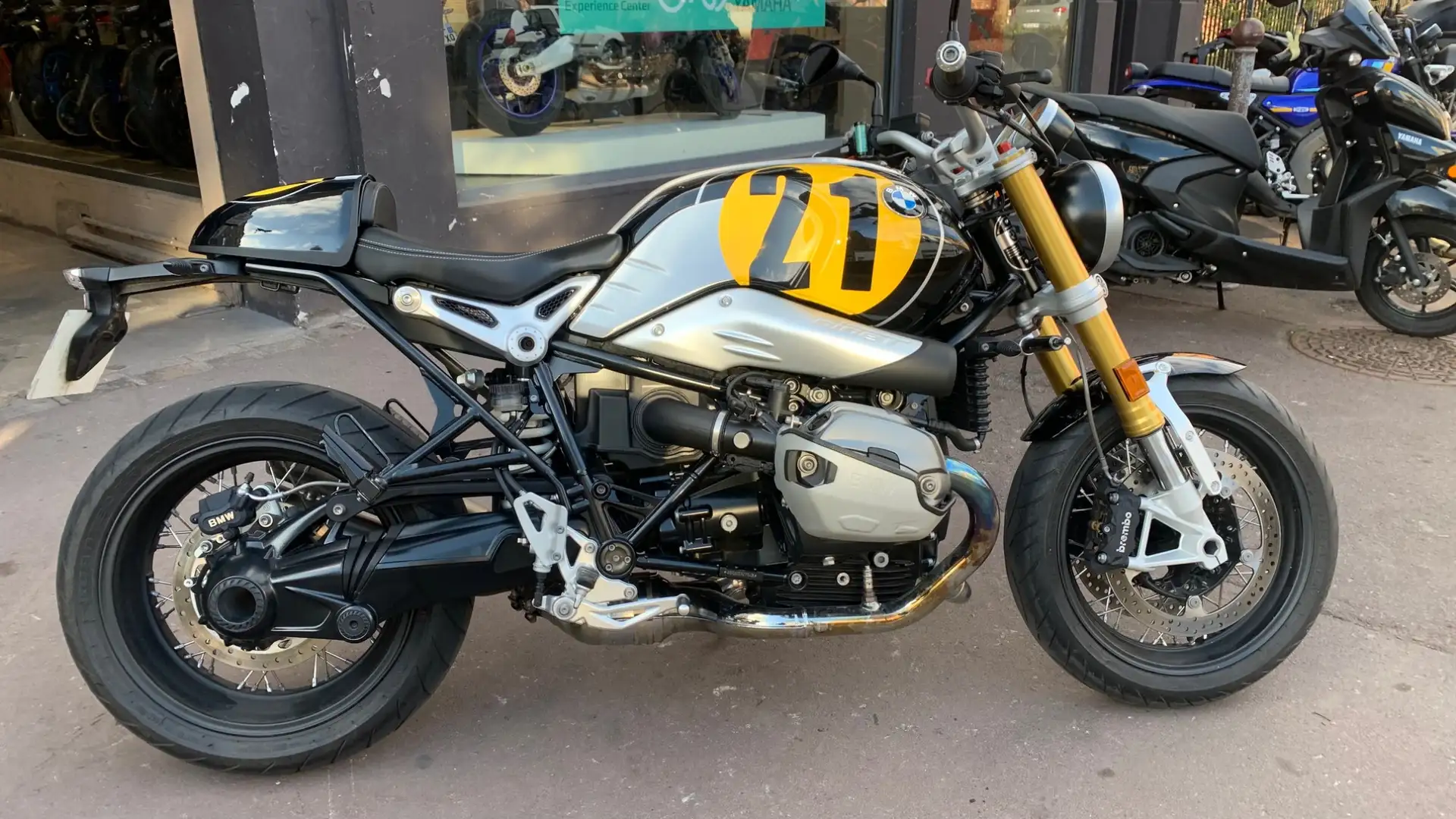 BMW R nineT Schwarz - 1