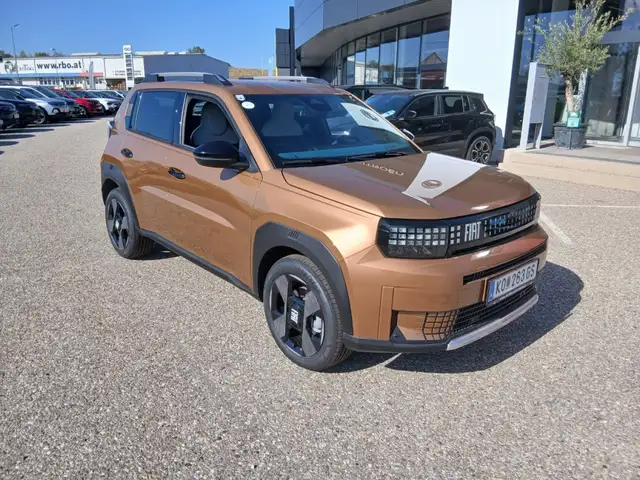 Fiat Grande Panda Benzin 1.2 T-Gen3 Benziner La Prima