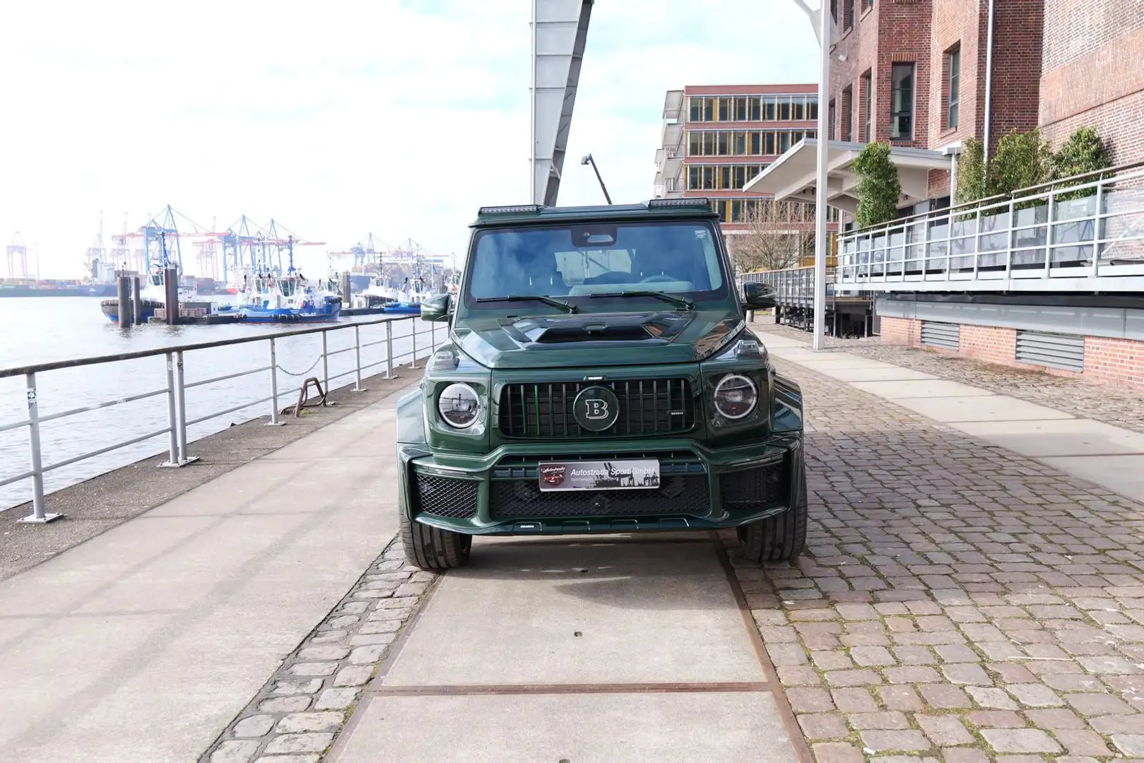 Mercedes-Benz G 63 AMG G800 Brabus MASTERPIECE Grün - 2