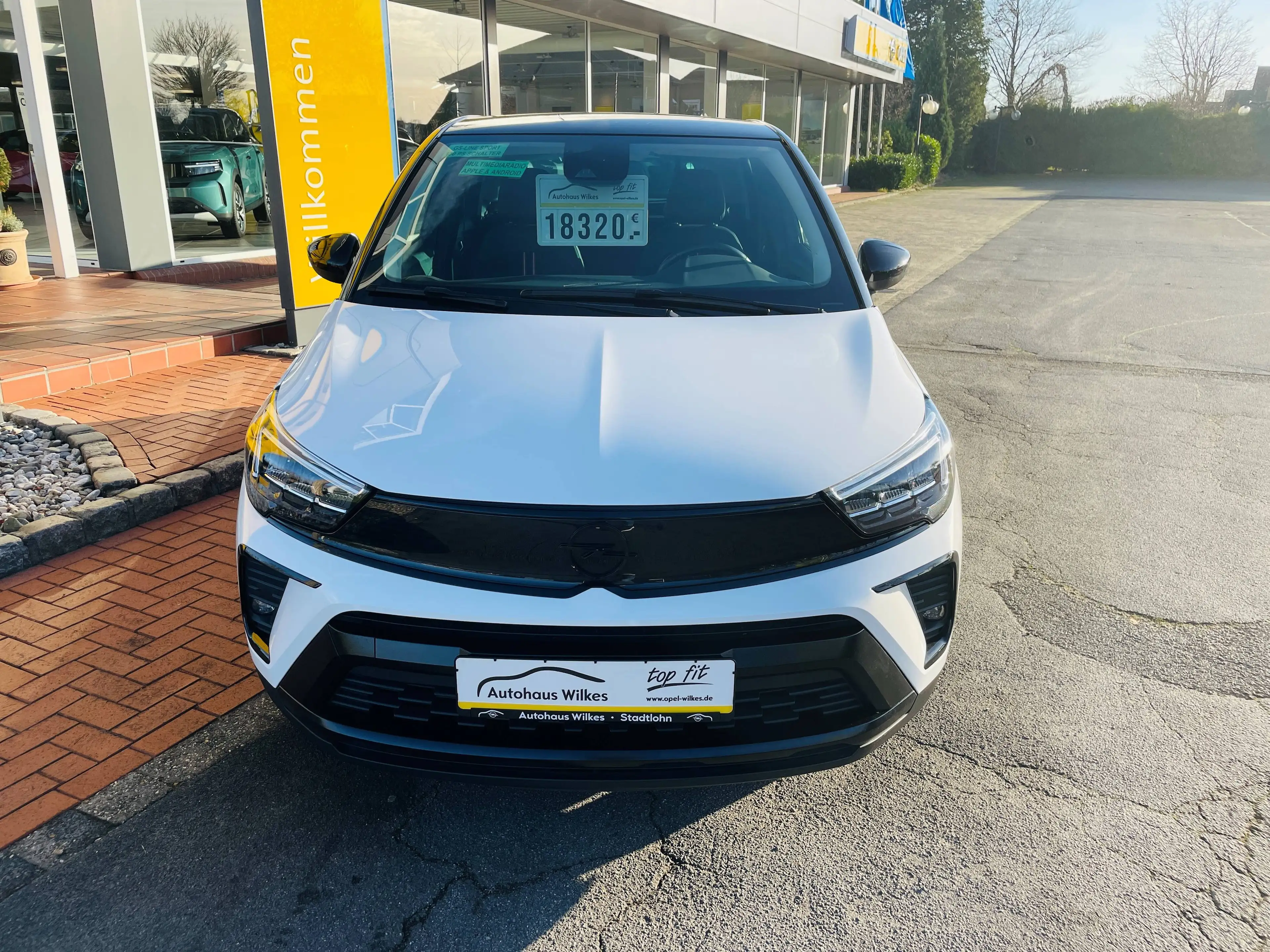 Opel Crossland X GS Line — photo 2