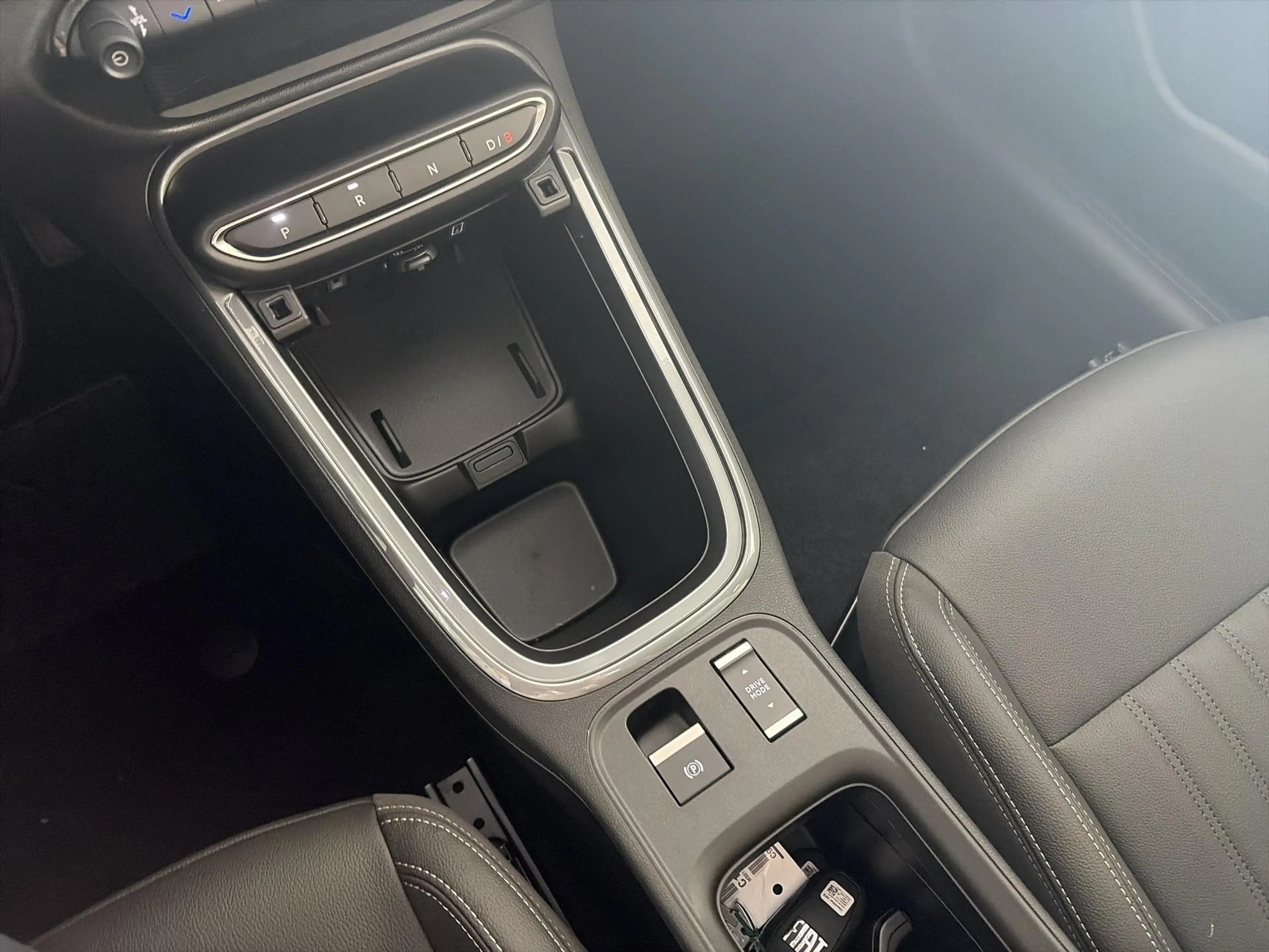 Fiat 600e La Prima, (2026) La Prima, (2026) | 10,25" touchsc — photo 15