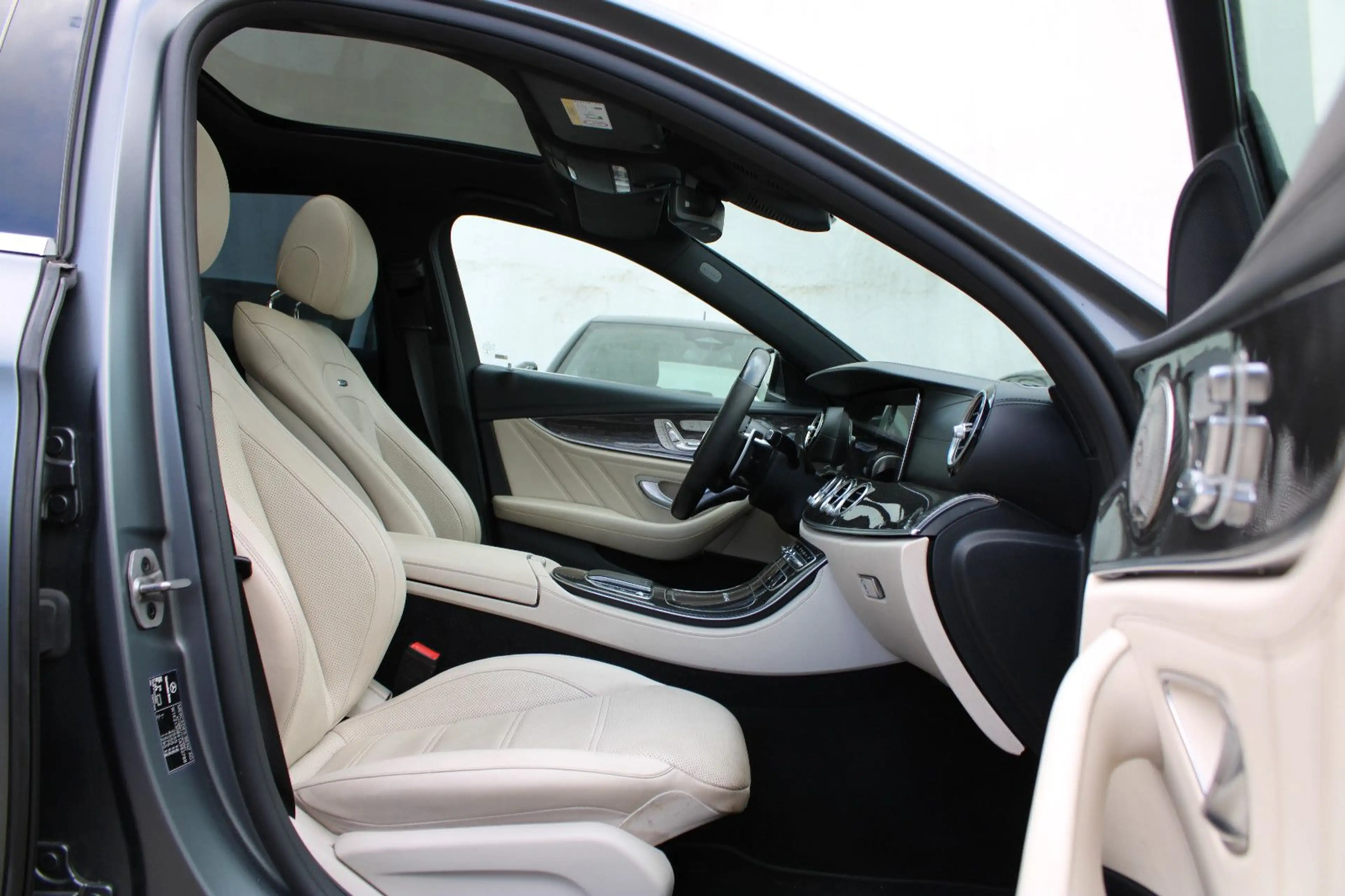 Mercedes-Benz E 63 AMG E 63 S AMG 4Matic+/VOLLAUSSTATTUNG — photo 11