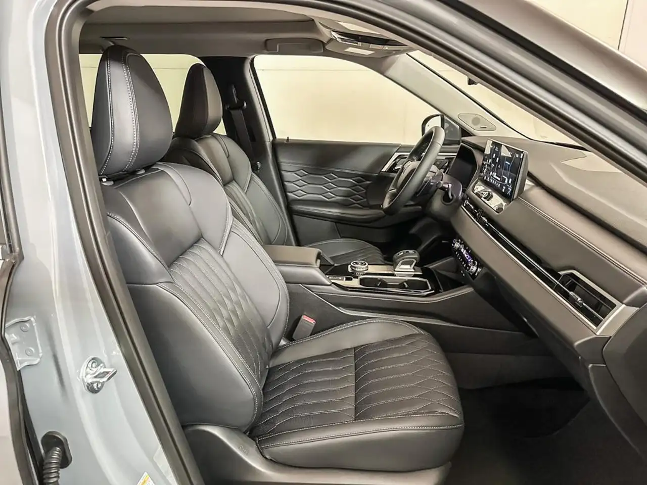 Mitsubishi Outlander снимка Mitsubishi Outlander
