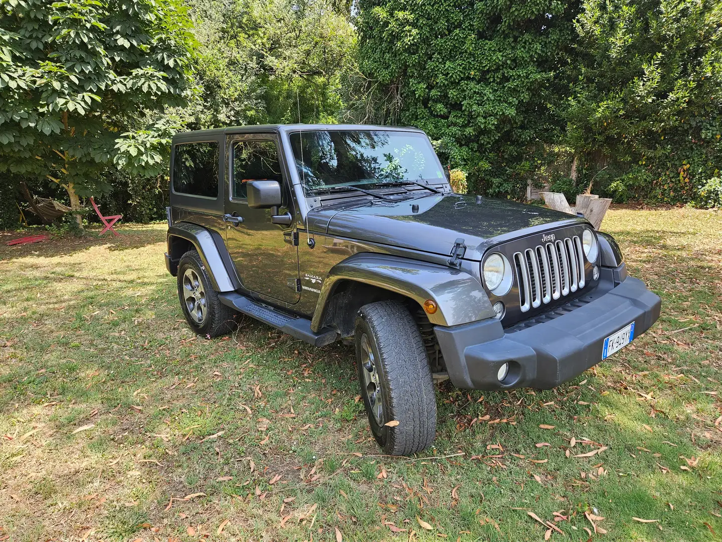 Jeep Wrangler Wrangler 2.8 crd Sahara unlimited Grijs - 2