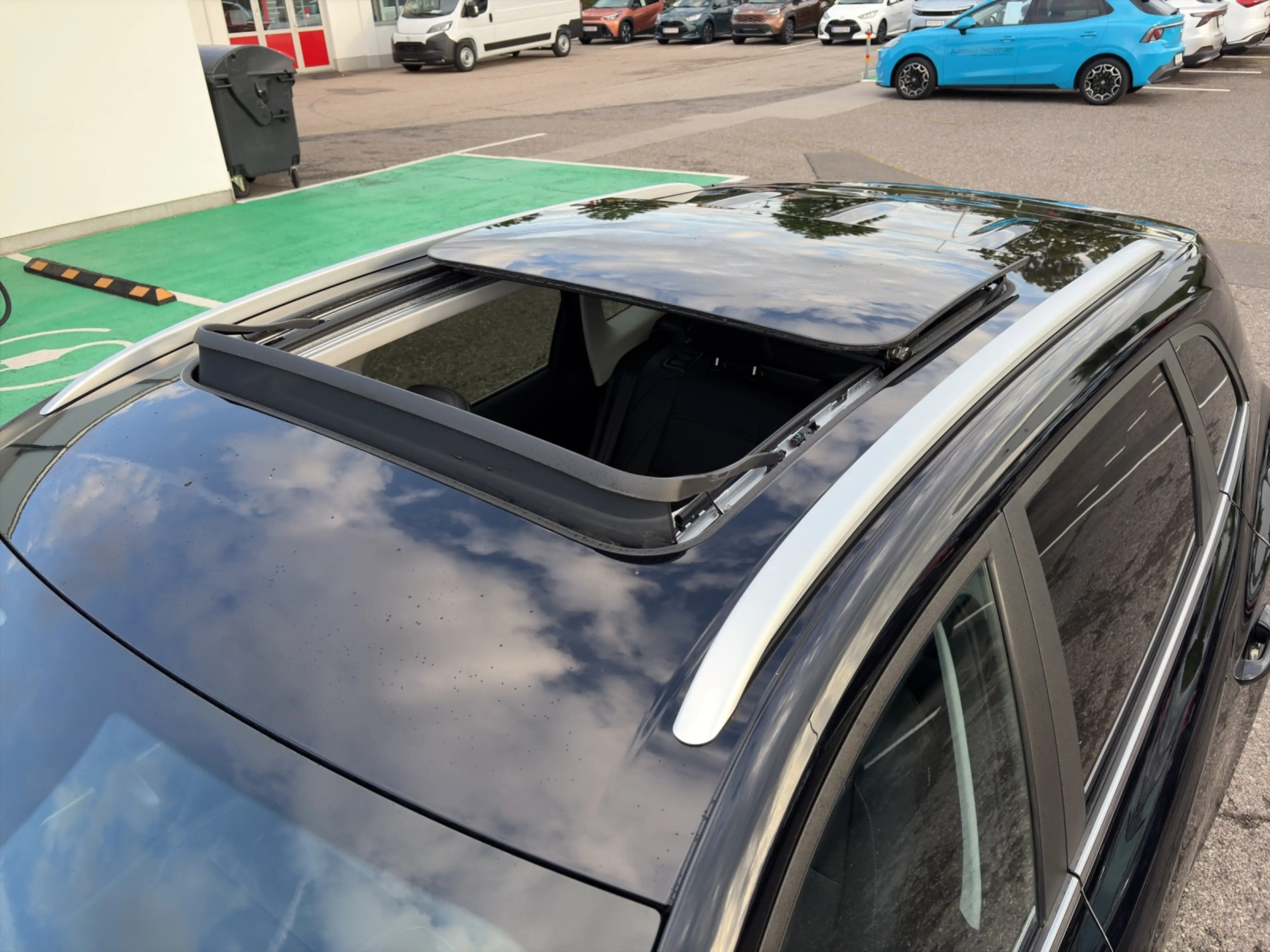 MG ZS Hybrid+ Luxury FWD 5tg. MY26 - PANORAMADACH — photo 2
