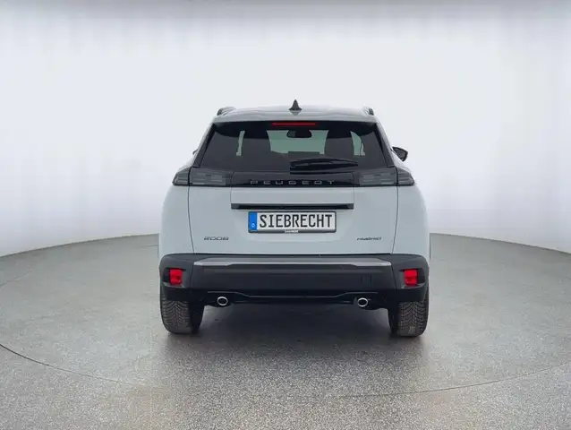 Peugeot 2008 view 4