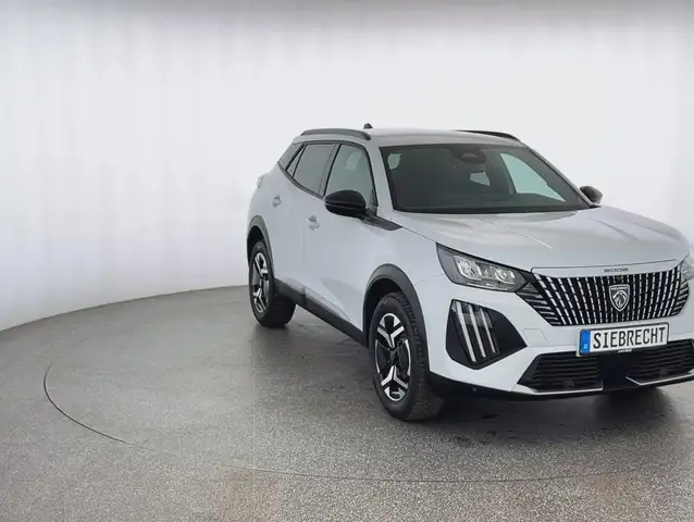 Peugeot 2008 view 3
