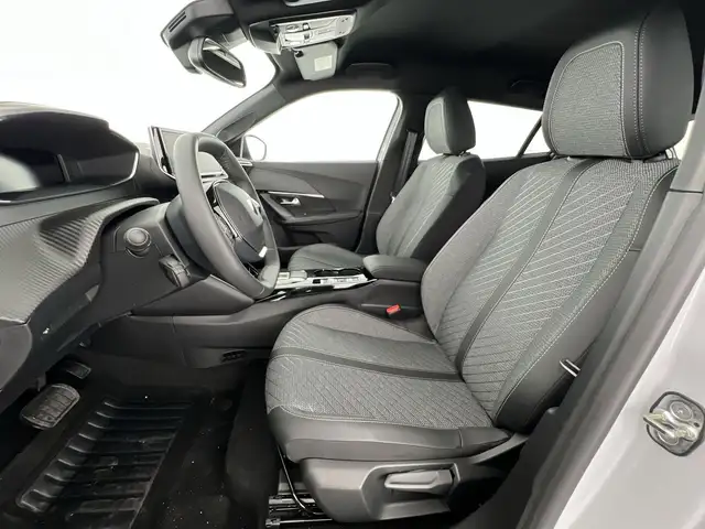 Peugeot 2008 view 8