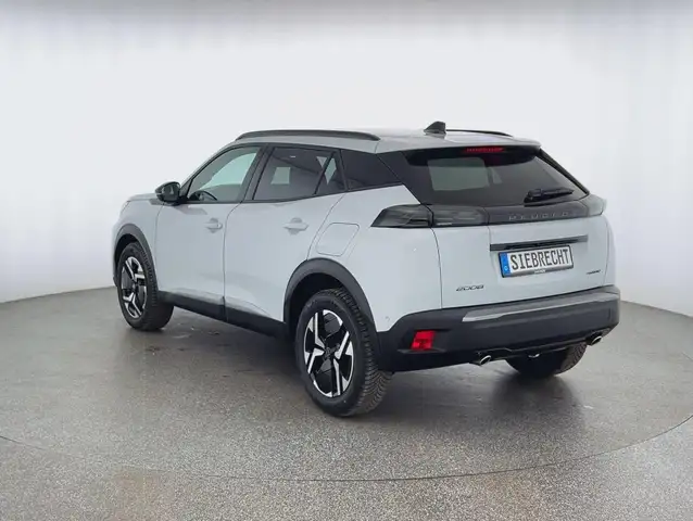 Peugeot 2008 view 5