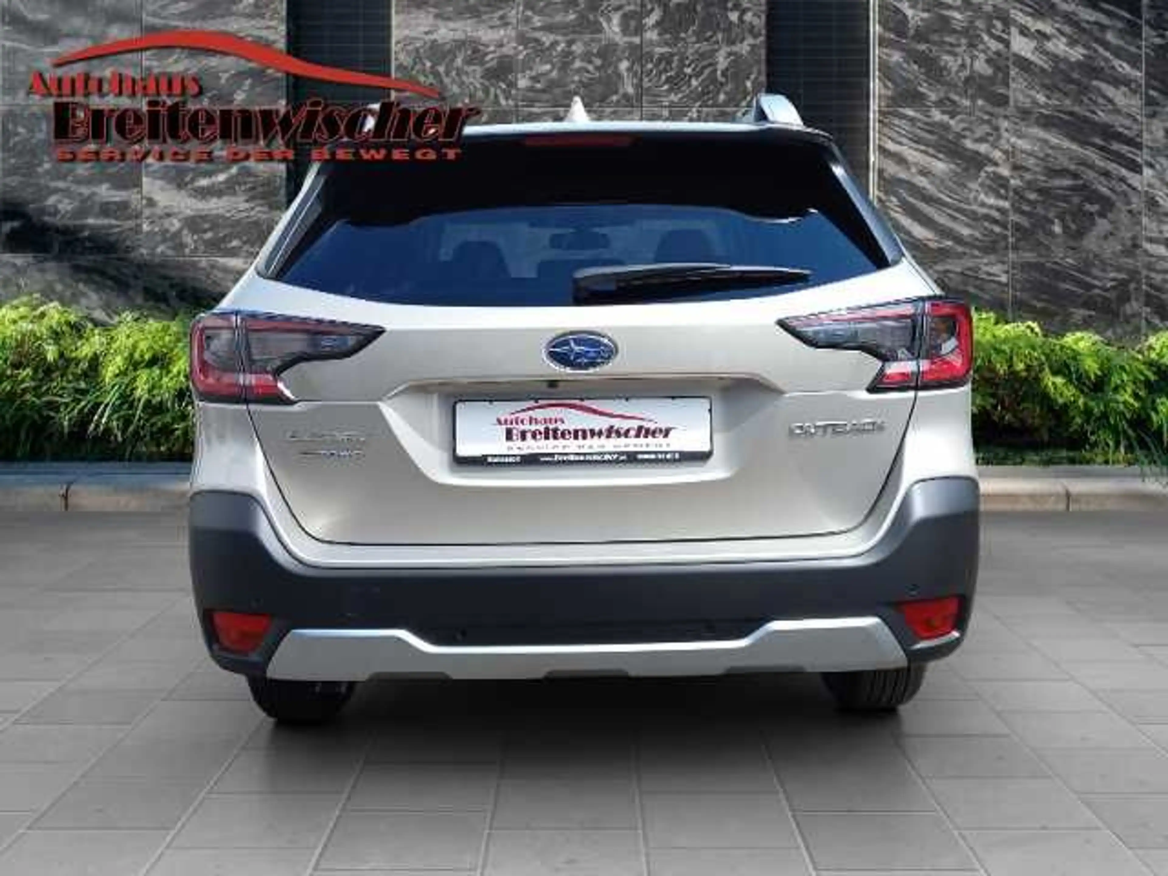 Subaru OUTBACK 2.5i Platinum Lineartronic — photo 7