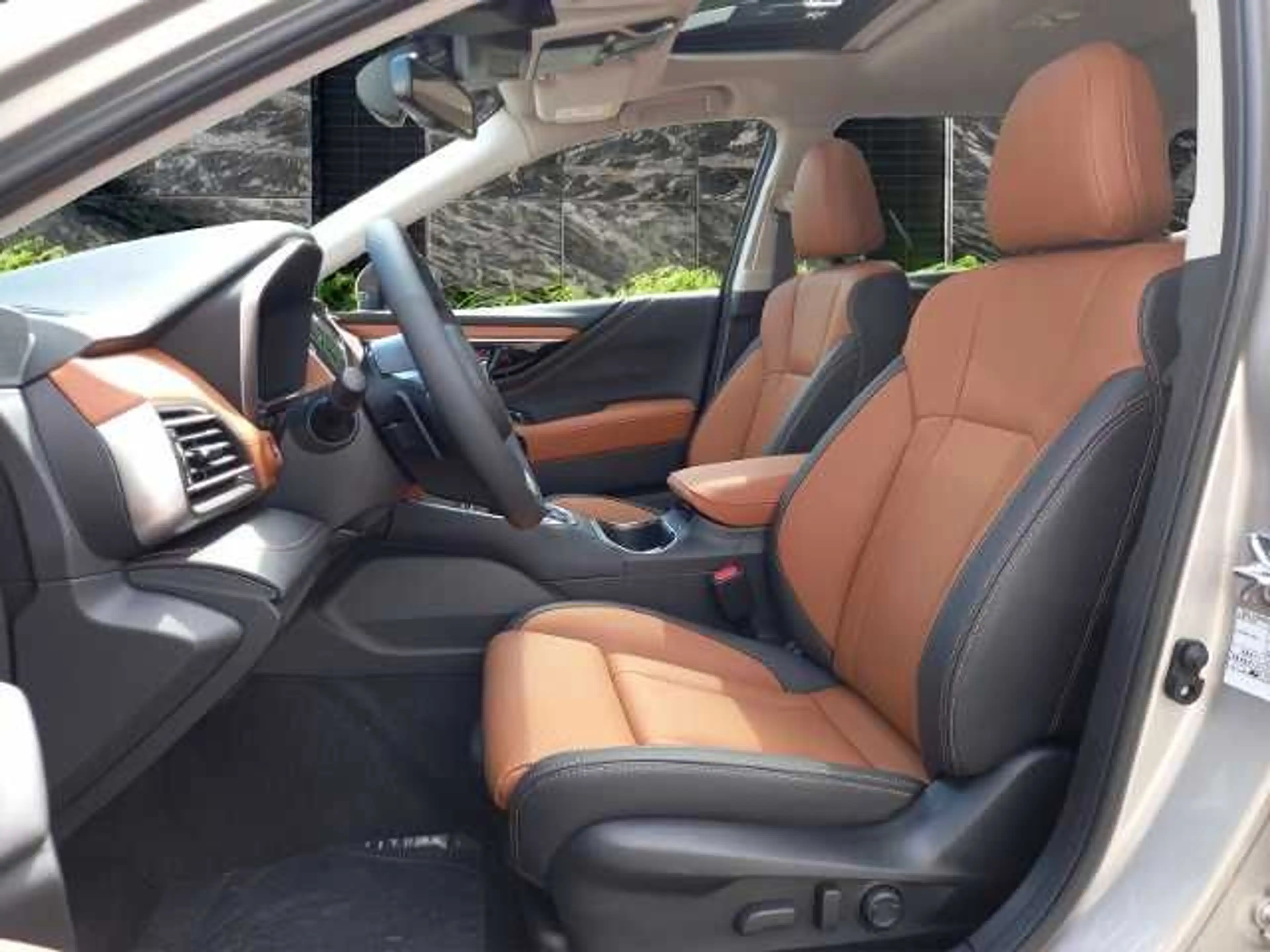 Subaru OUTBACK 2.5i Platinum Lineartronic — photo 10