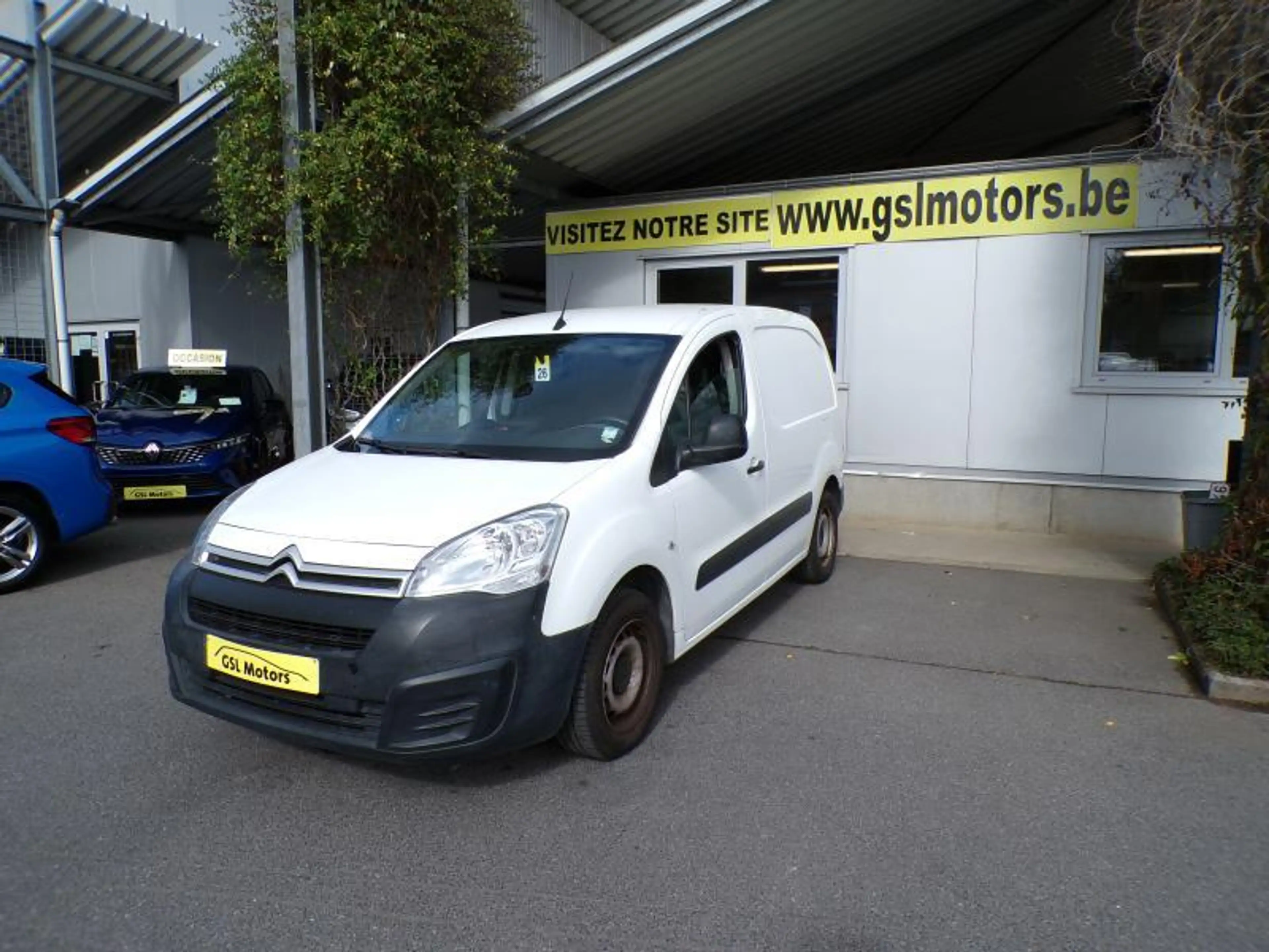 Citroen Berlingo 1.6 99cv 3 places Blanc 11/18 66898km Airco GPS