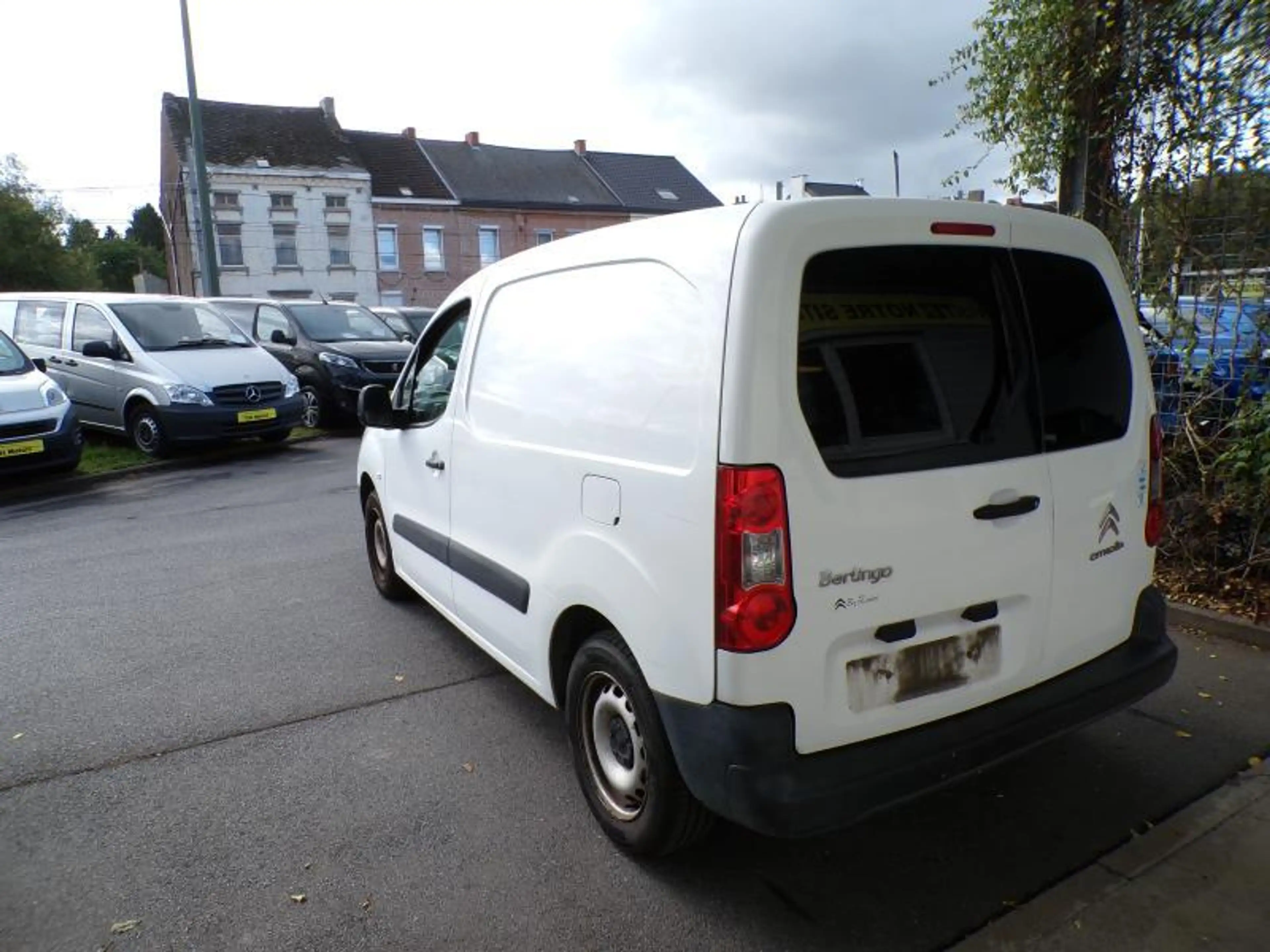 Citroen Berlingo 1.6 99cv 3 places Blanc 11/18 66898km Airco GPS — photo 6