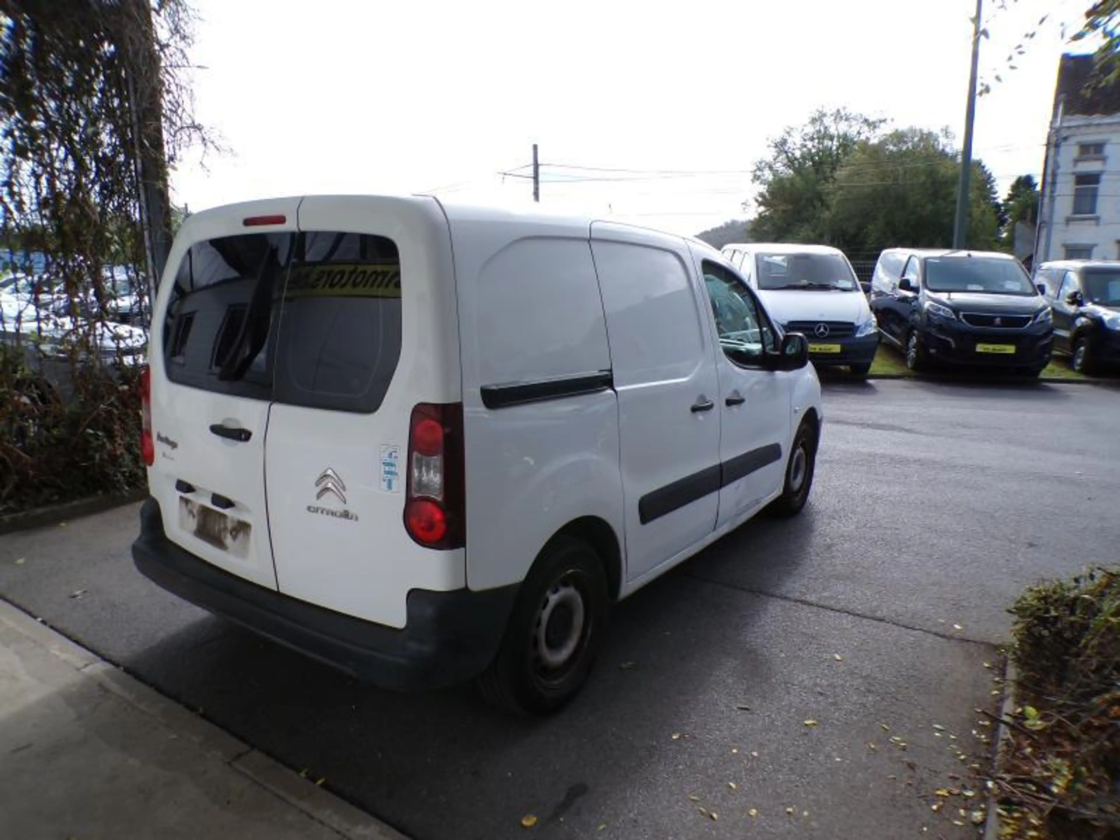 Citroen Berlingo 1.6 99cv 3 places Blanc 11/18 66898km Airco GPS — photo 4