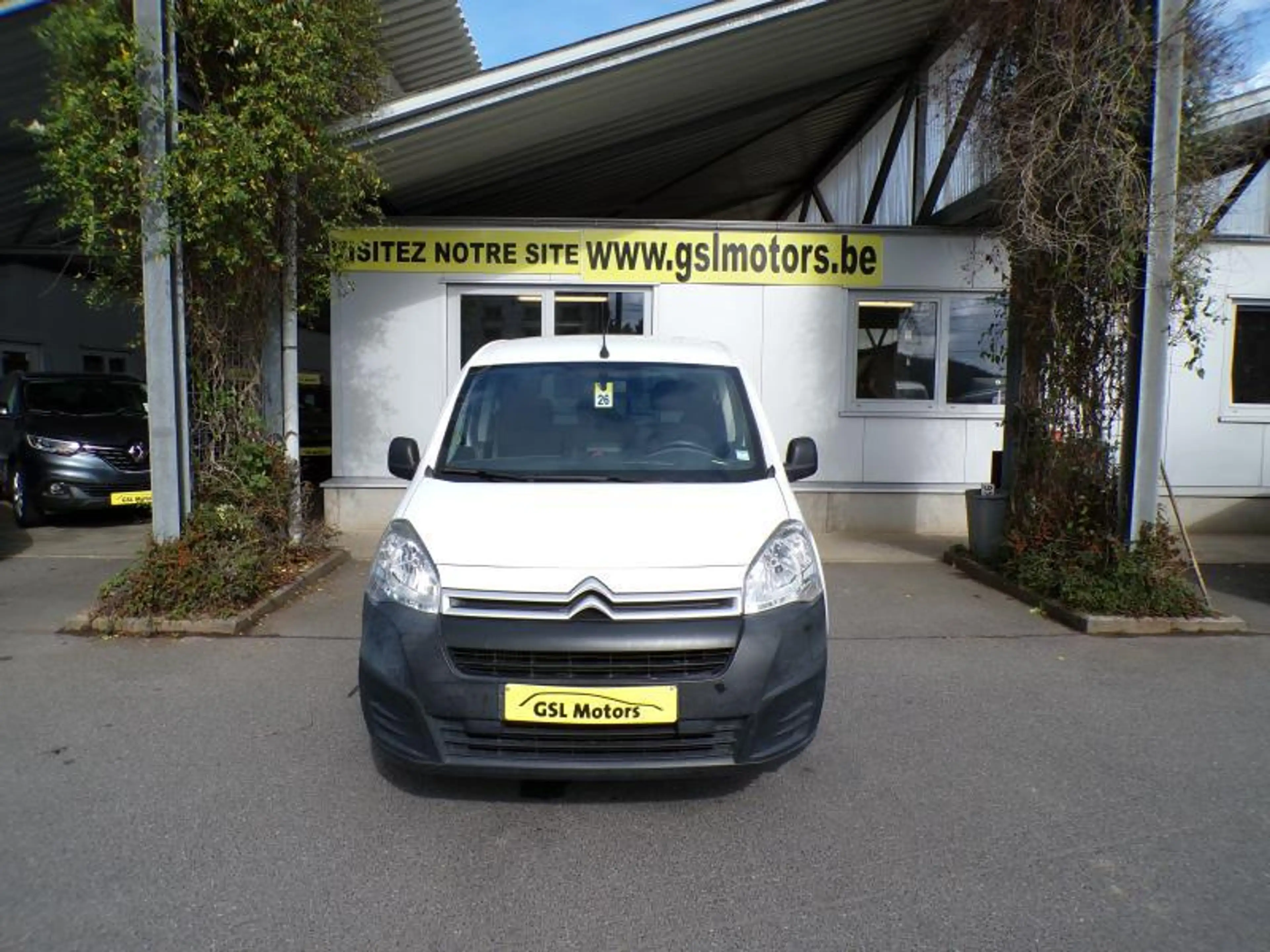 Citroen Berlingo 1.6 99cv 3 places Blanc 11/18 66898km Airco GPS — photo 2
