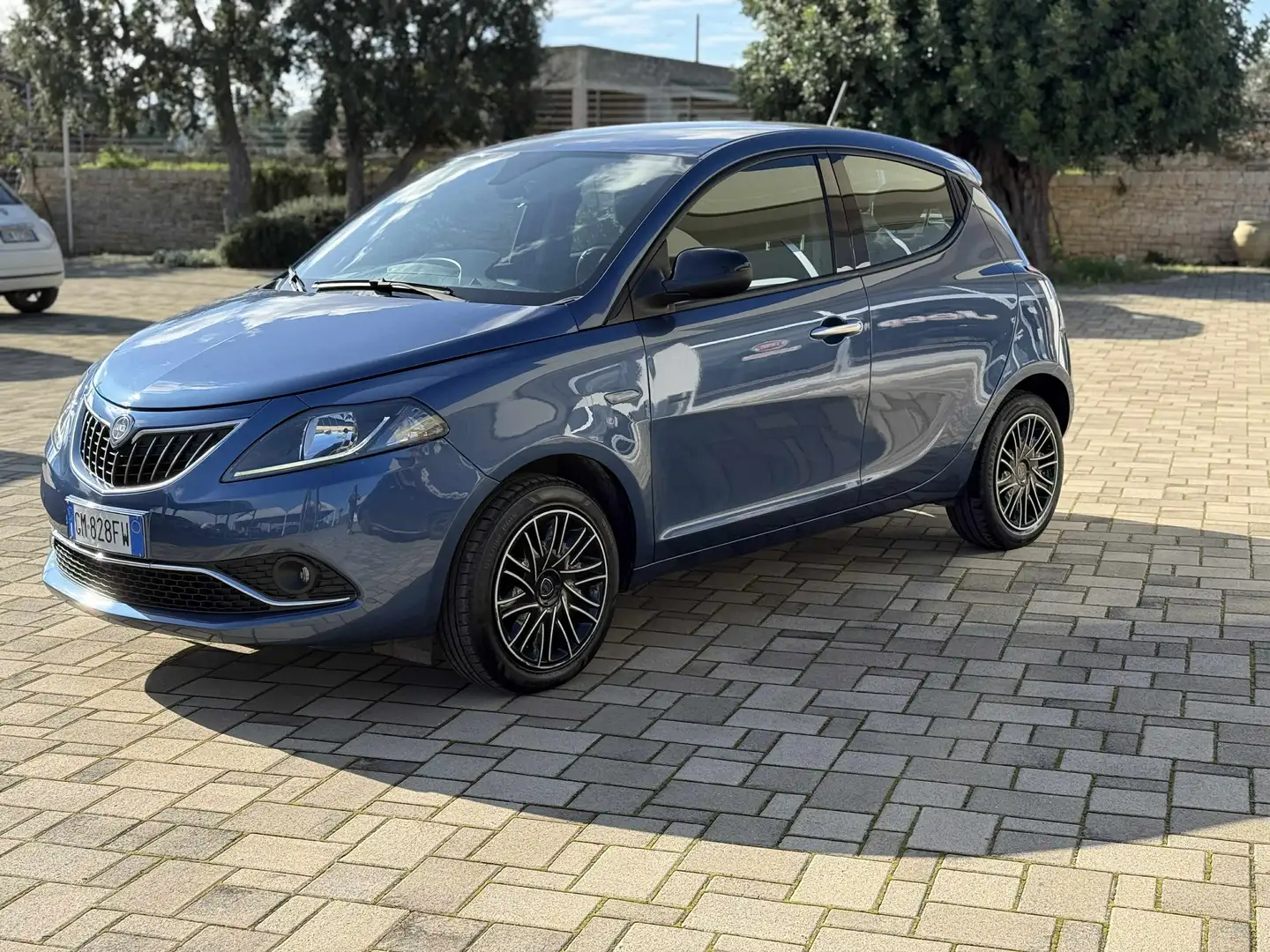 Lancia Ypsilon Ypsilon III 2021 1.0 firefly hybrid Gold s Blu/Azzurro - 2