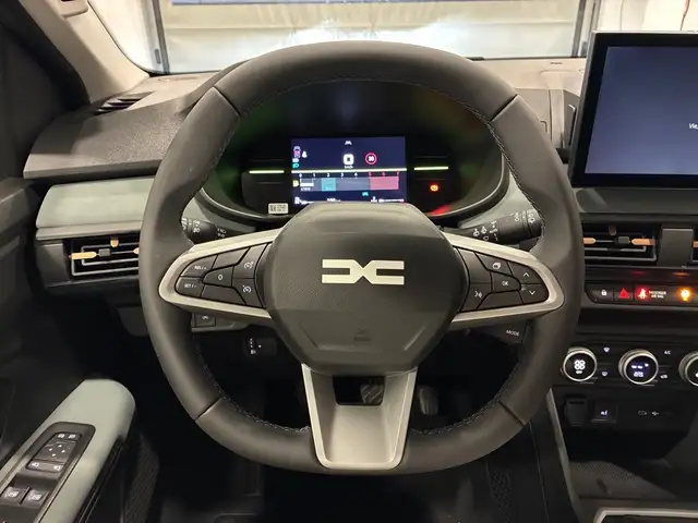 Dacia Sandero view 25