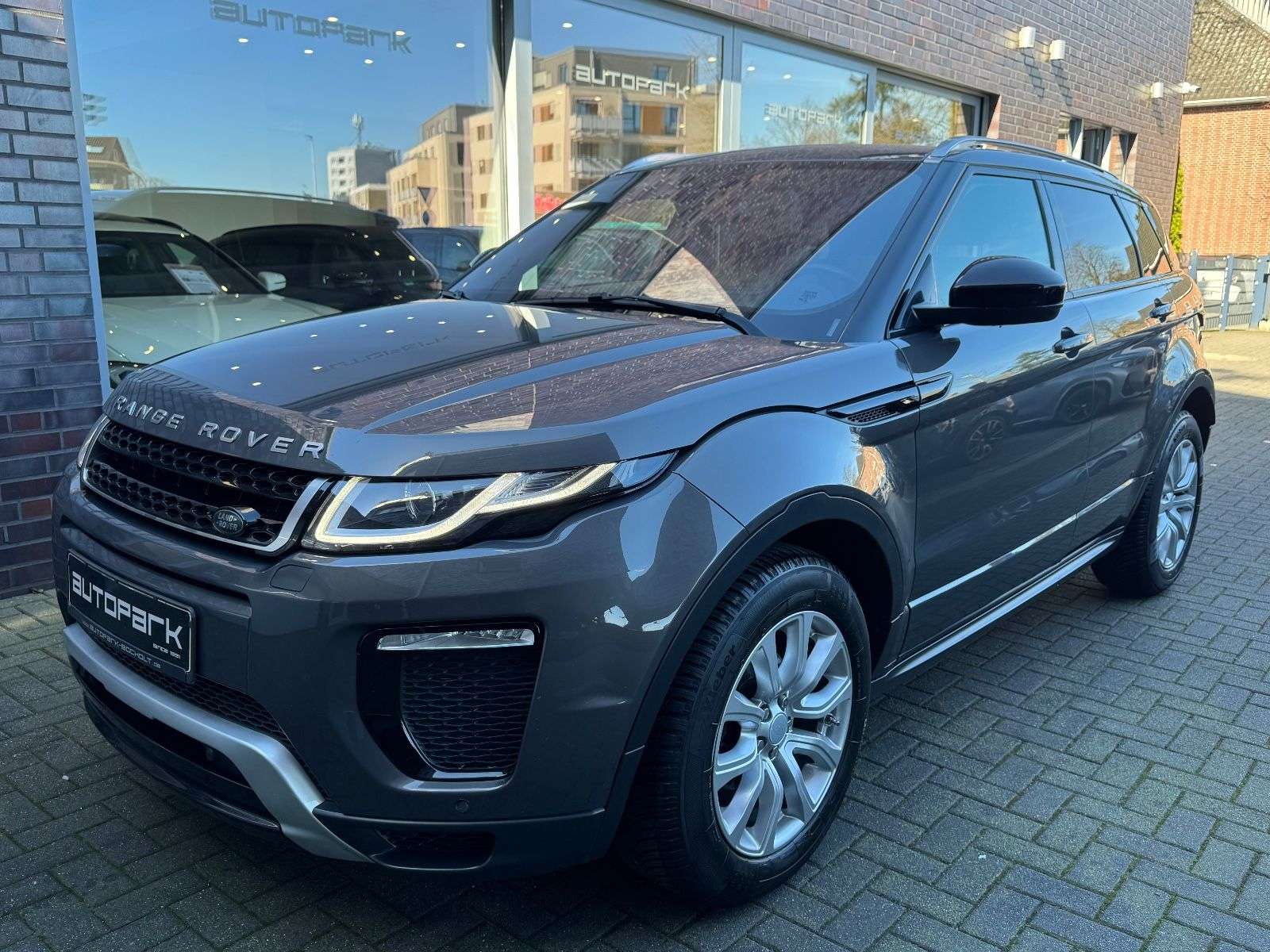 Second hand Land Rover Evoque 2.0