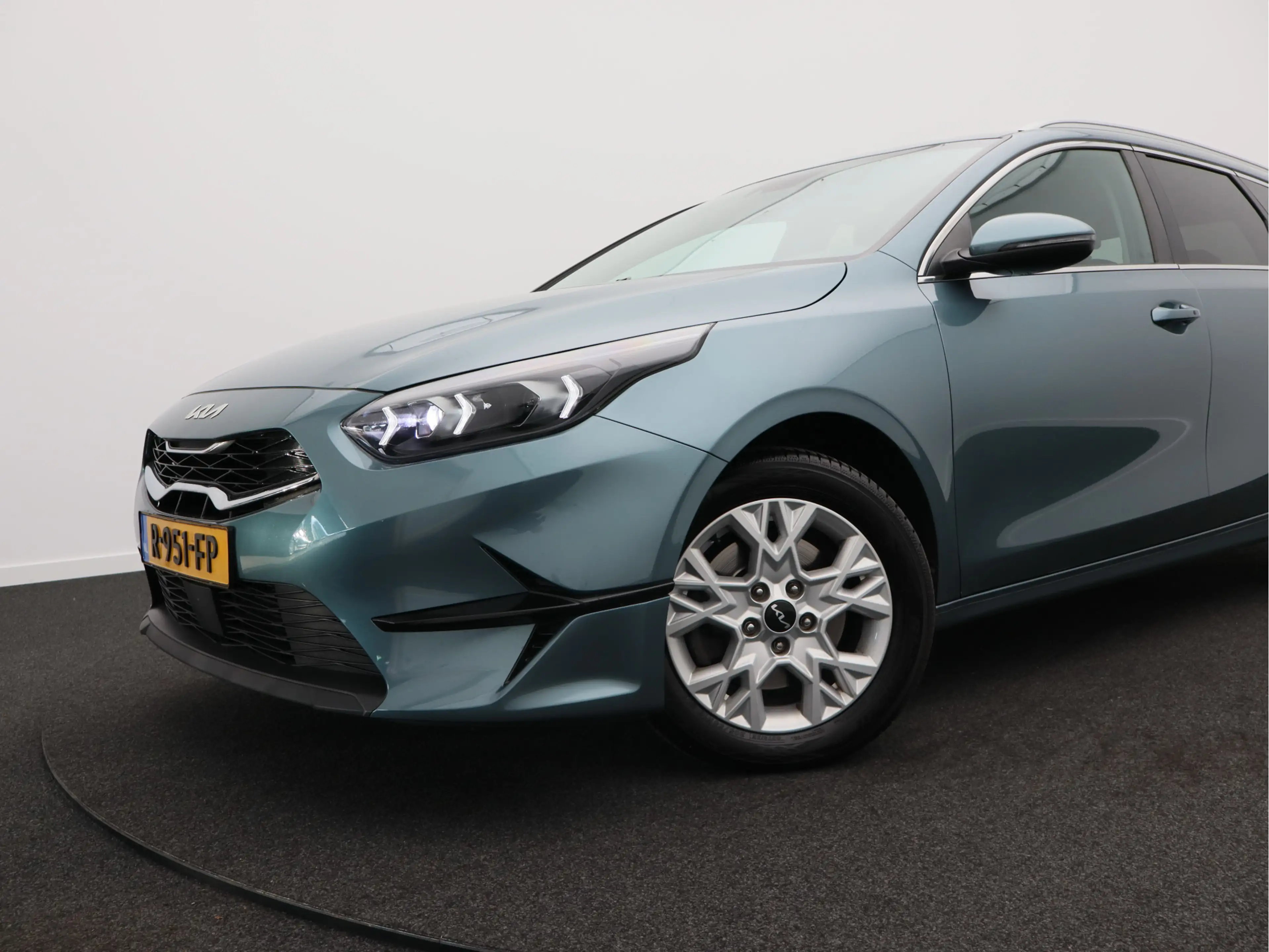 Kia Ceed SW / cee'd SW Sportswagon 1.0 T-GDi DynamicPlusLine/ zeer mooi! — photo 31