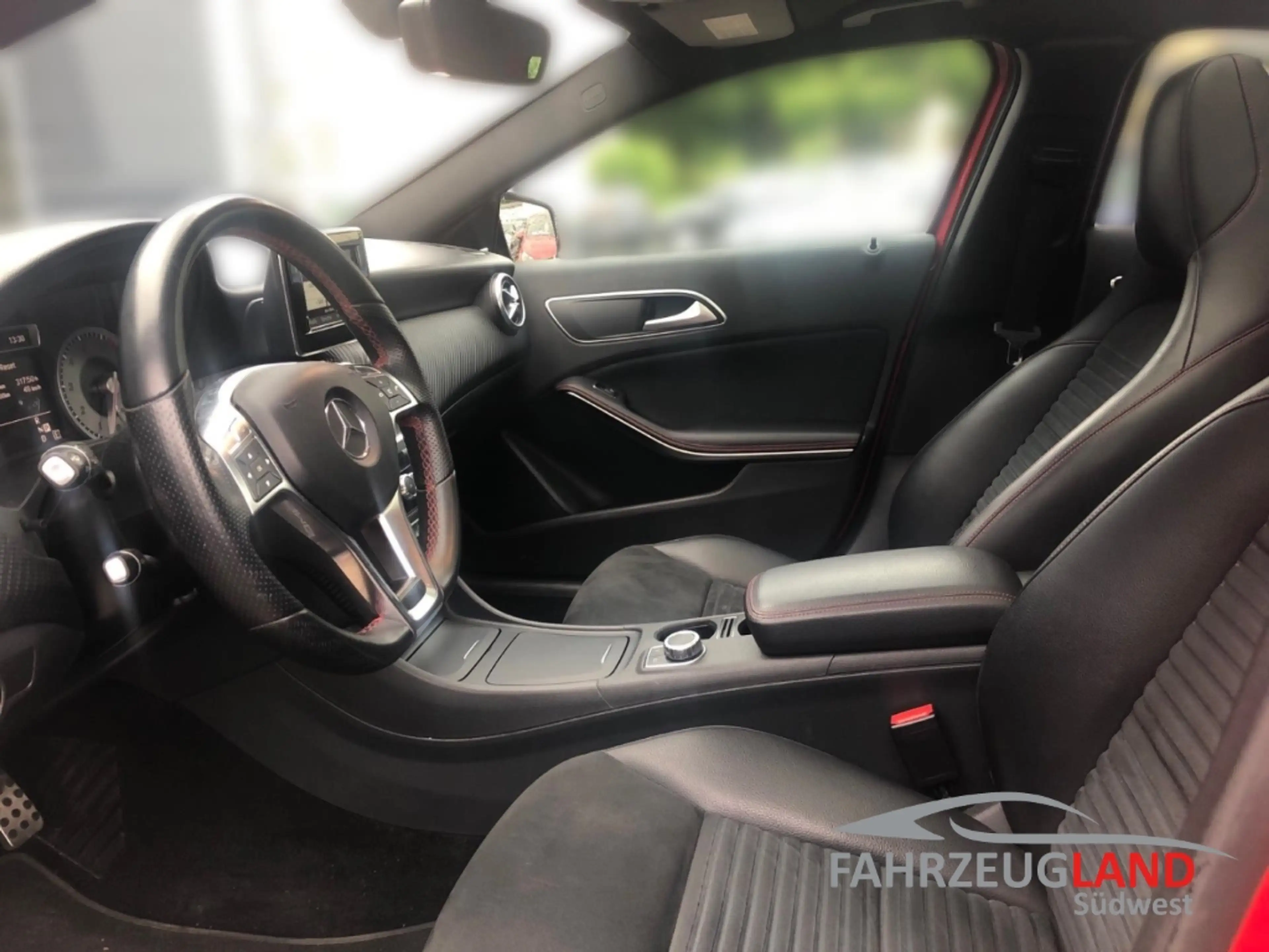Mercedes-Benz A 250 AMG Line Autom Navi Rückfahr Pano Bi Xenon Sound H — photo 7