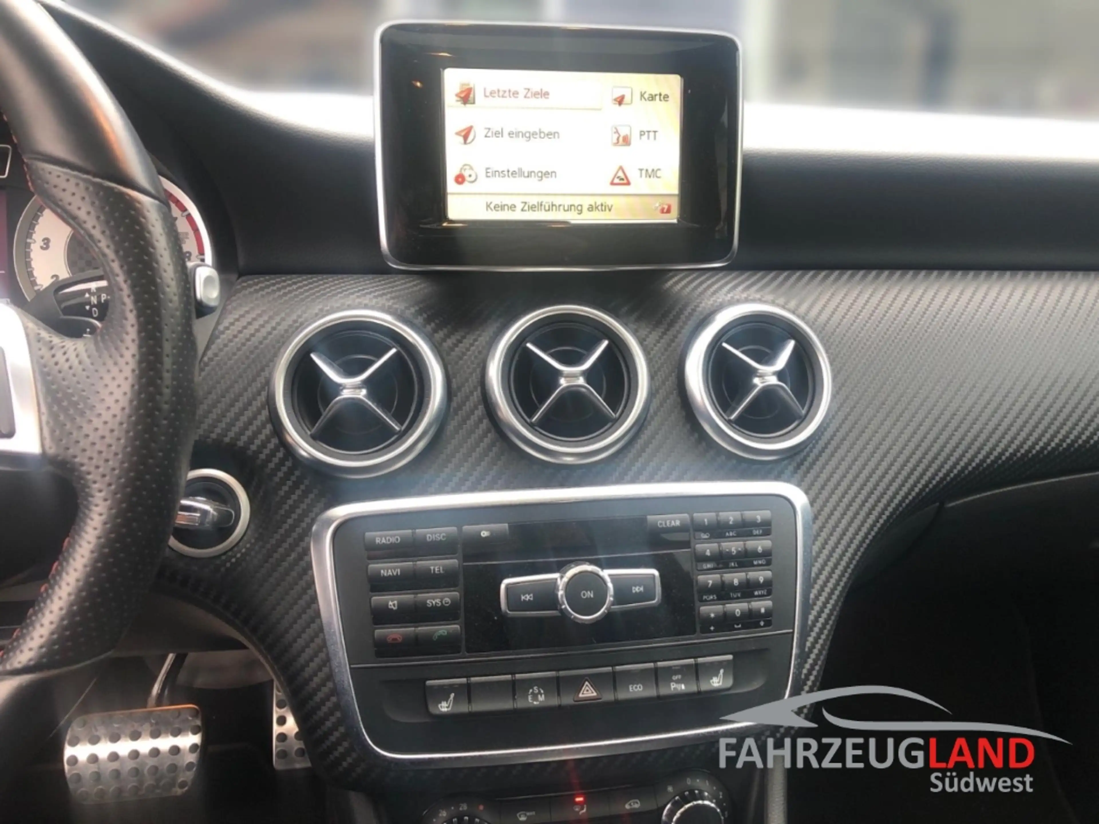 Mercedes-Benz A 250 AMG Line Autom Navi Rückfahr Pano Bi Xenon Sound H — photo 9